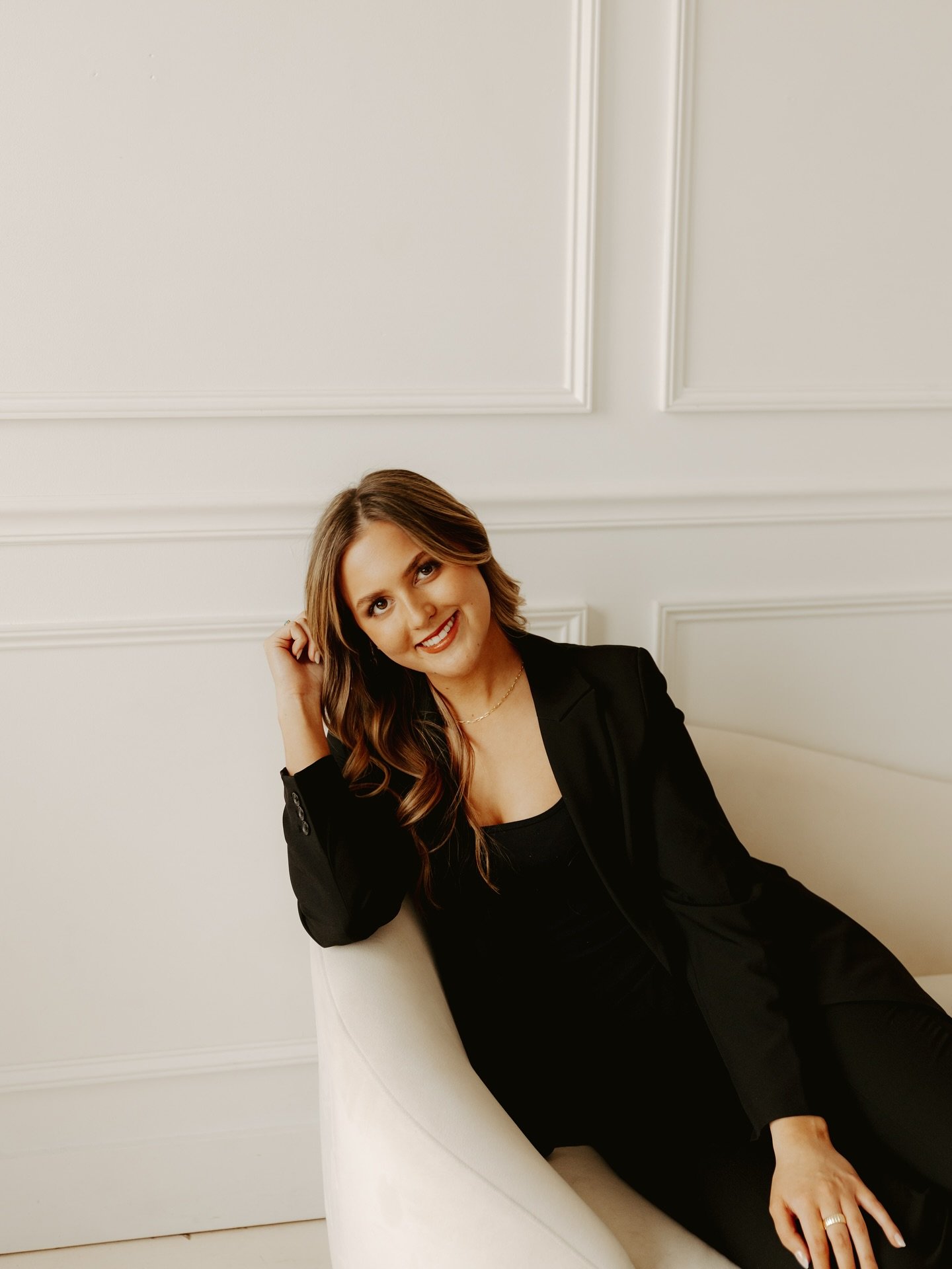 Hi there! I’m Sabrina and I’m so excited to finally introduce Moments by André Media, a wedding and event content creation business capturing the magic behind the scenes in Detroit and beyond ✨
I’ve always been drawn to the