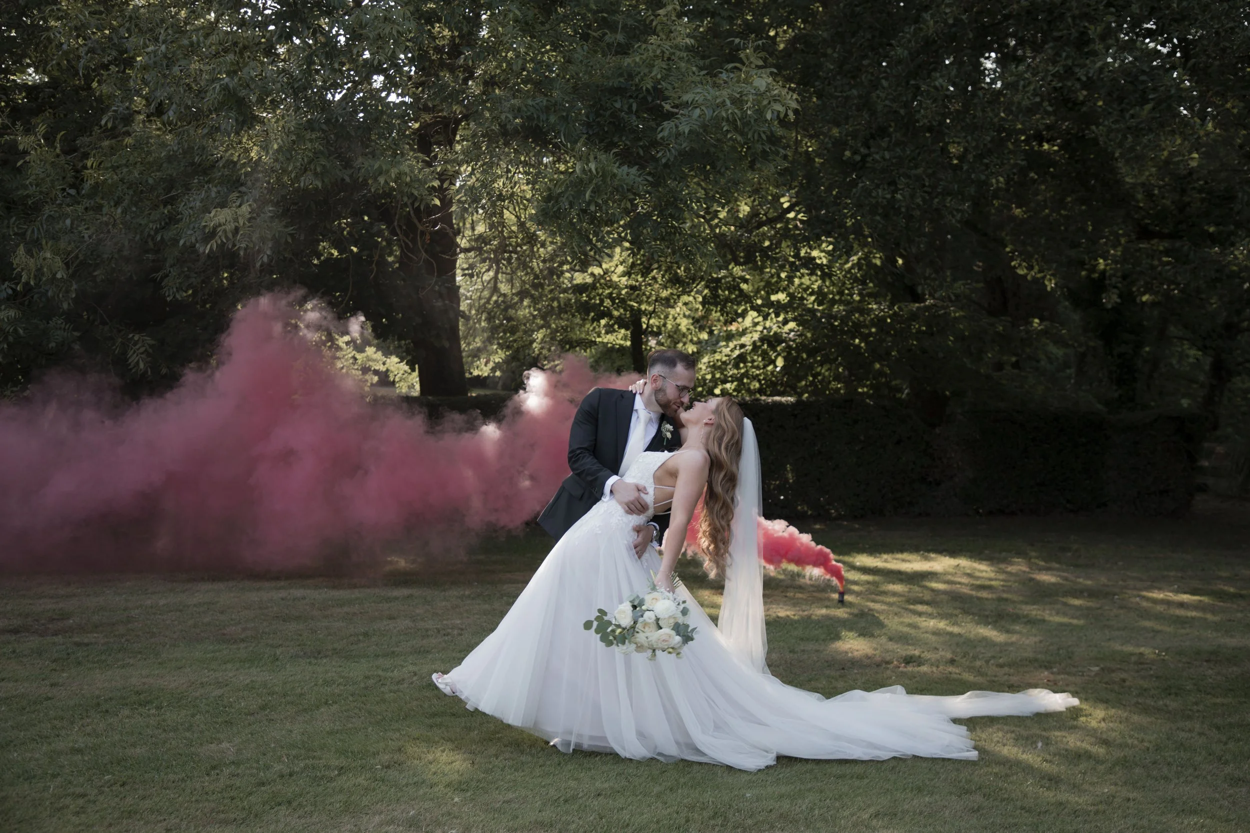 Hertfordshire_Wedding_Photographer_37.jpg