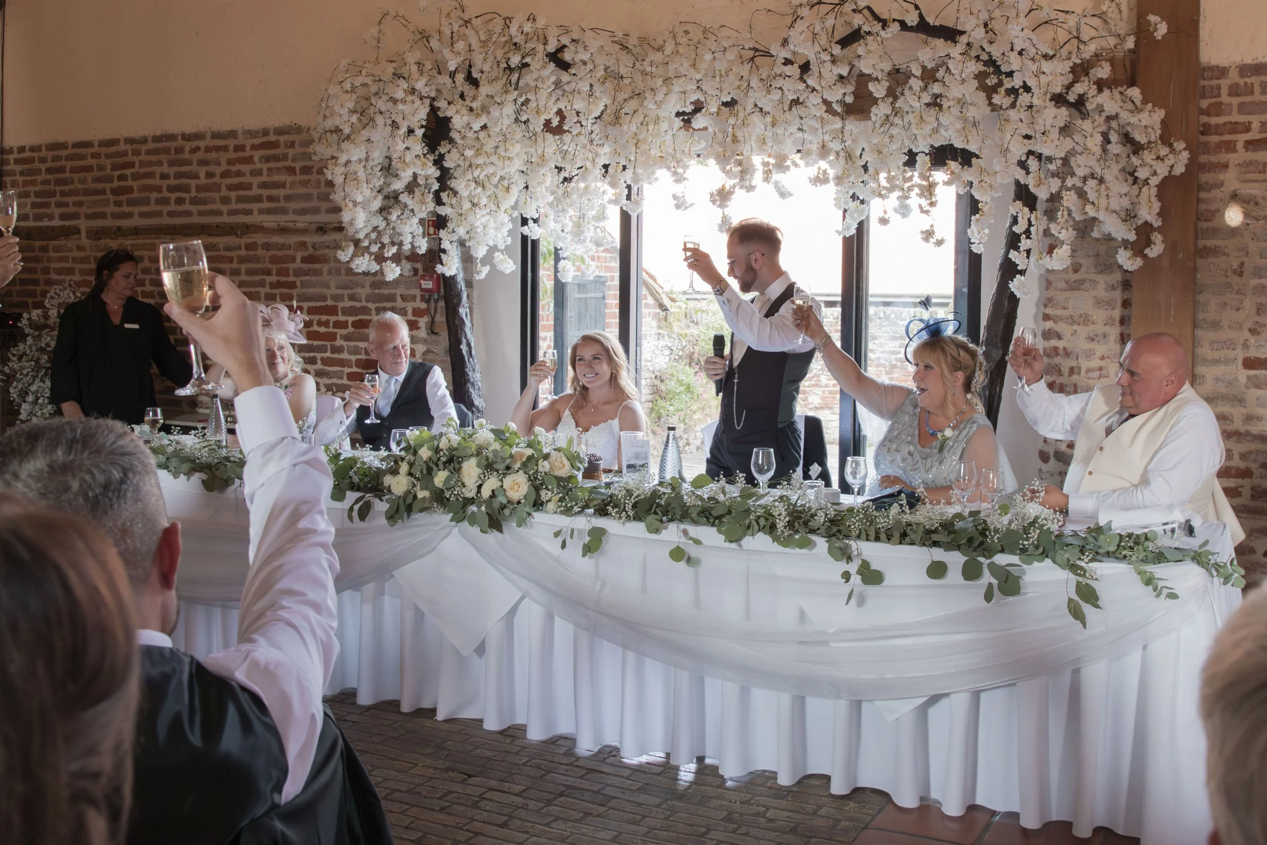 Hertfordshire_Wedding_Photographer_33.jpg