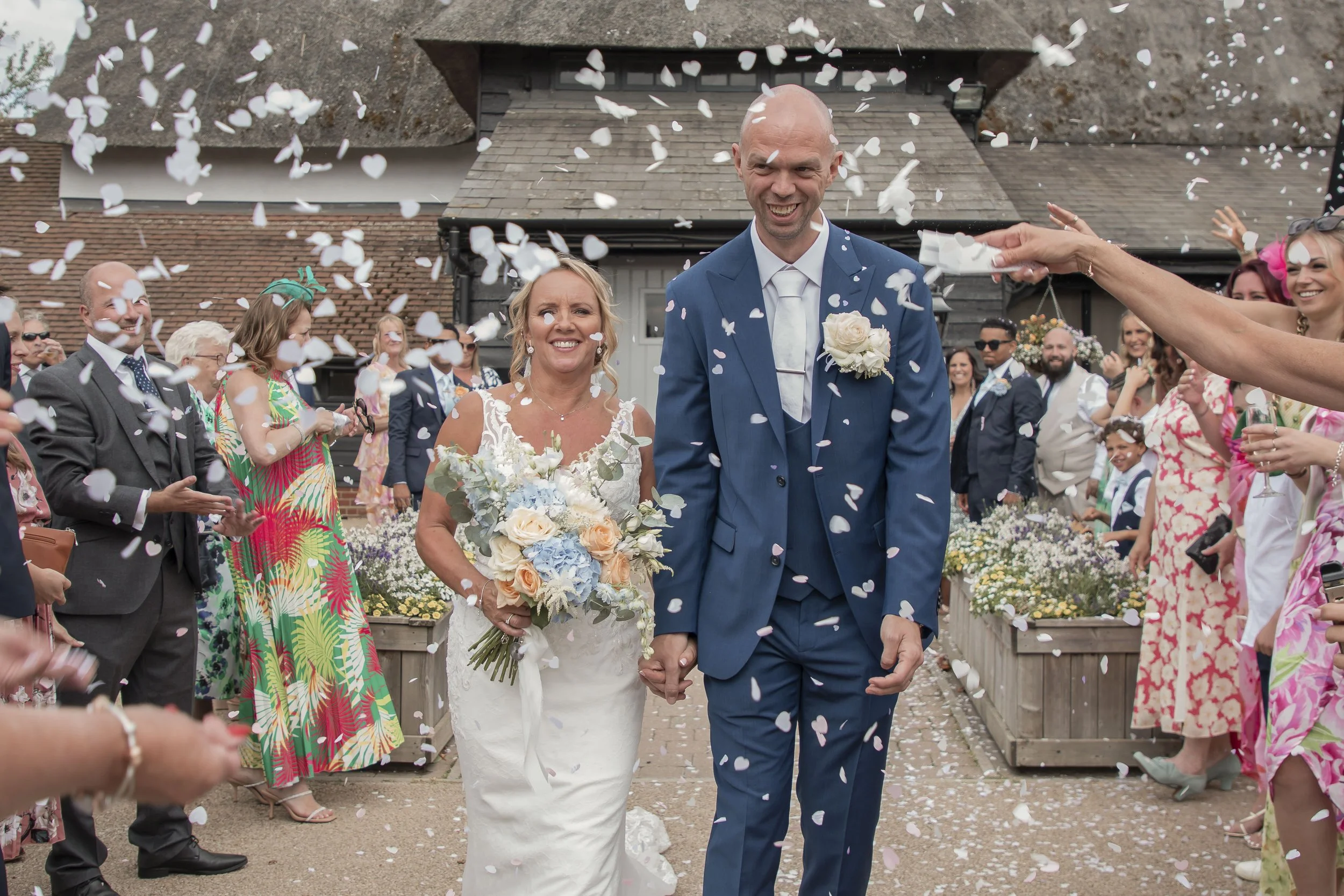 Hertfordshire_Wedding_Photographer_17.jpg