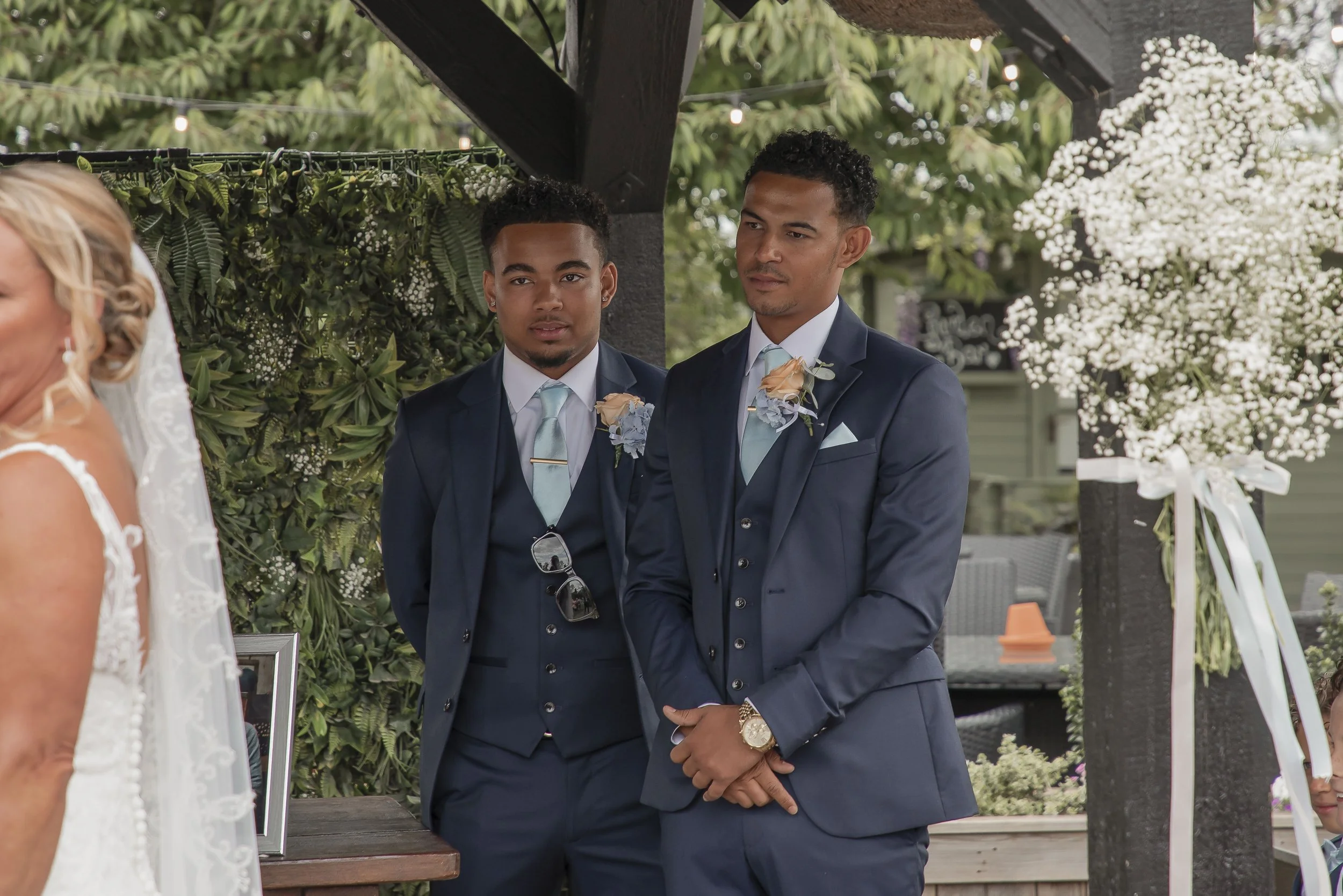 Hertfordshire_Wedding_Photographer_15.jpg
