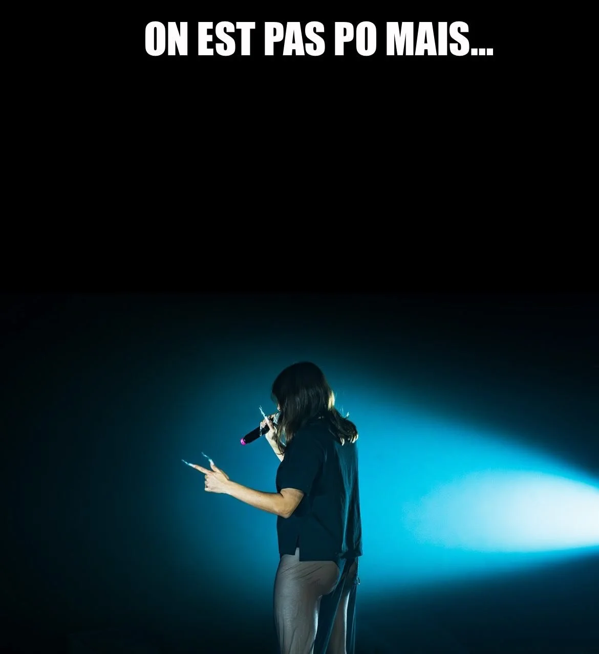 Pas proth&eacute;siste ongulaire mais la formation beaux arts aura fait le taff 👅
📸1 : @padma.shoots 
📷2/3 : @manonpretto 
Enfin des images de la soir&eacute;e de pr&eacute;s&eacute;lections &agrave; @lacooperativedemai pour @lesinouisdupdb Auverg