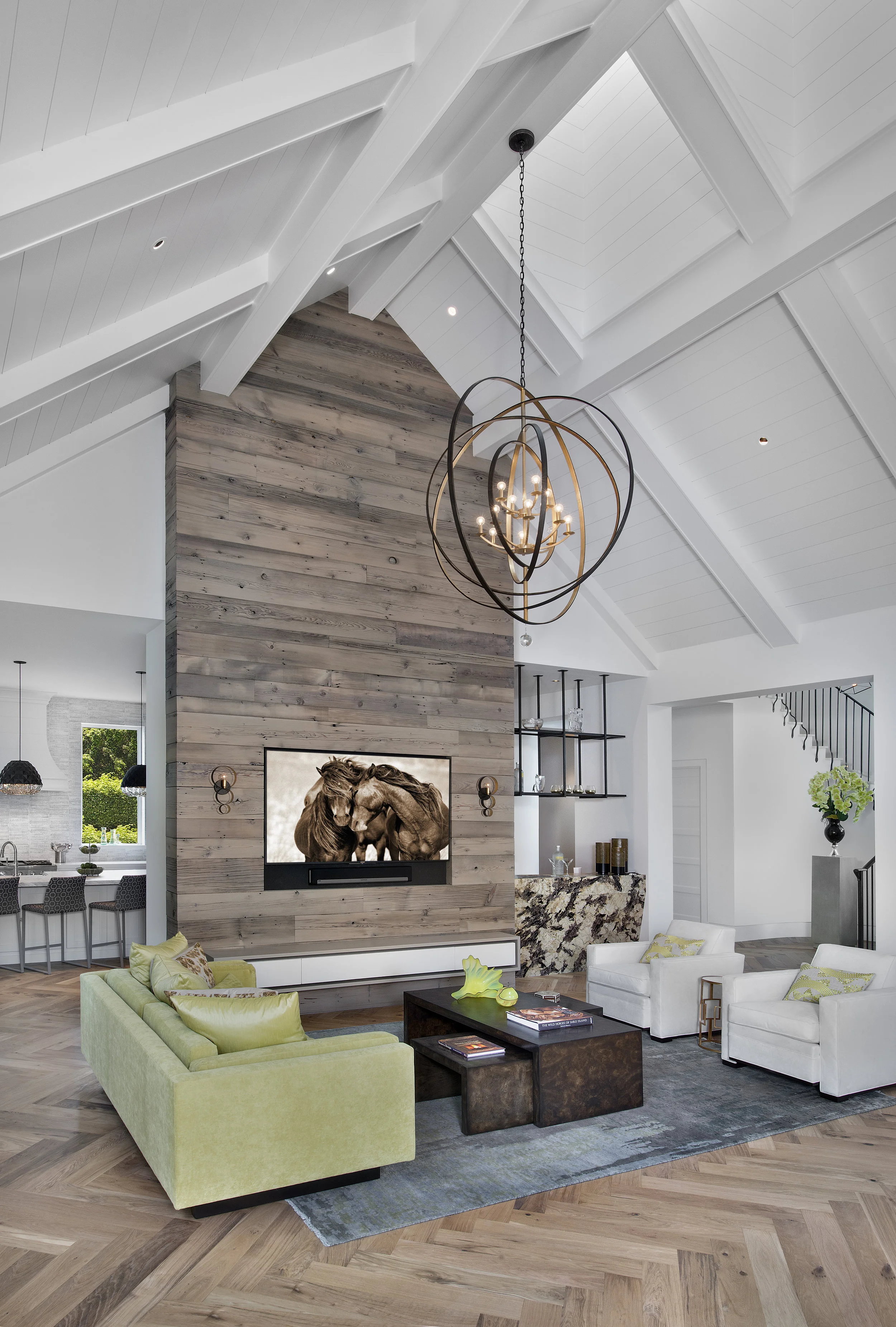 581 Myrtle Great Room 1 With Horses.jpg