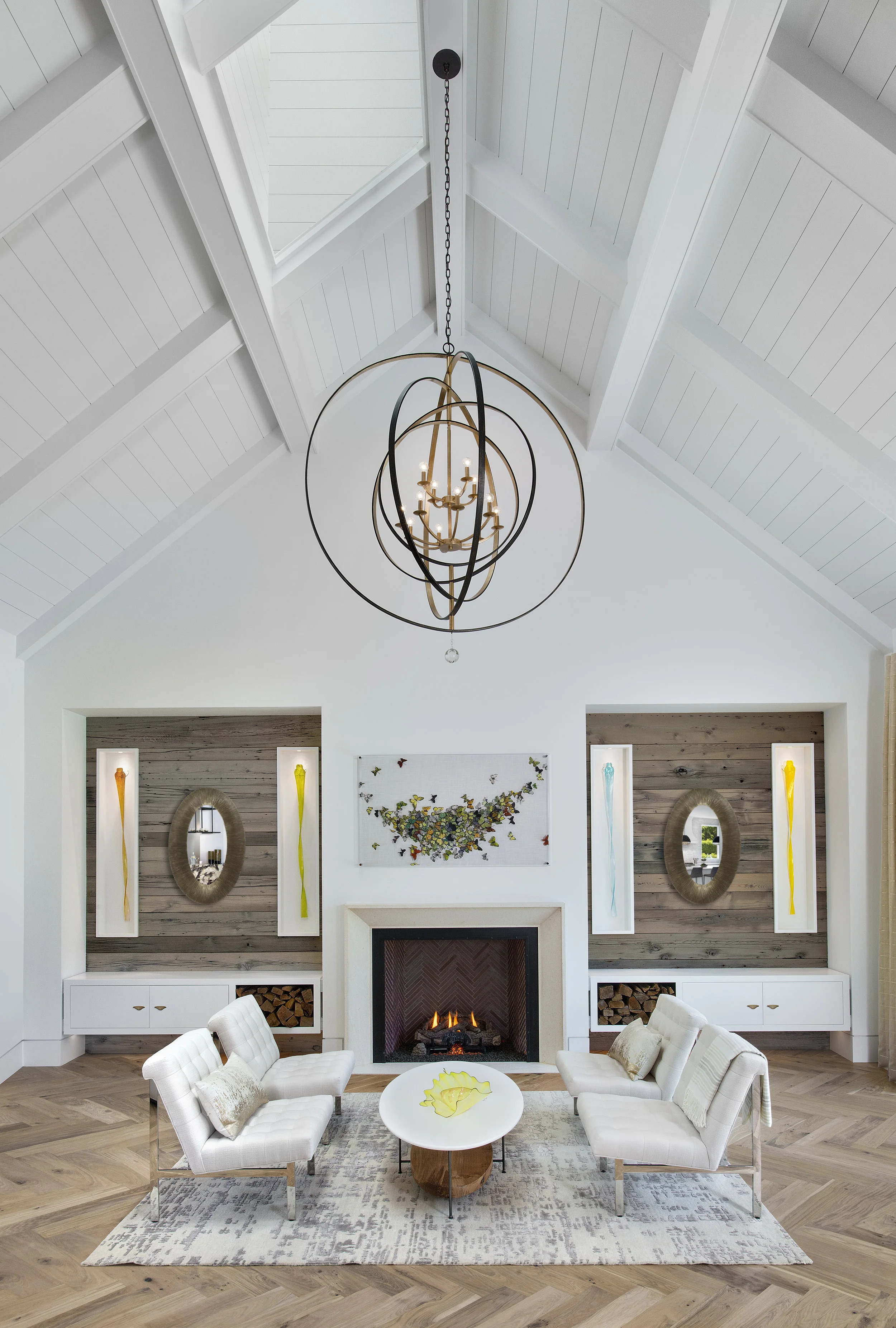 581 Myrtle Great Room 4.jpg