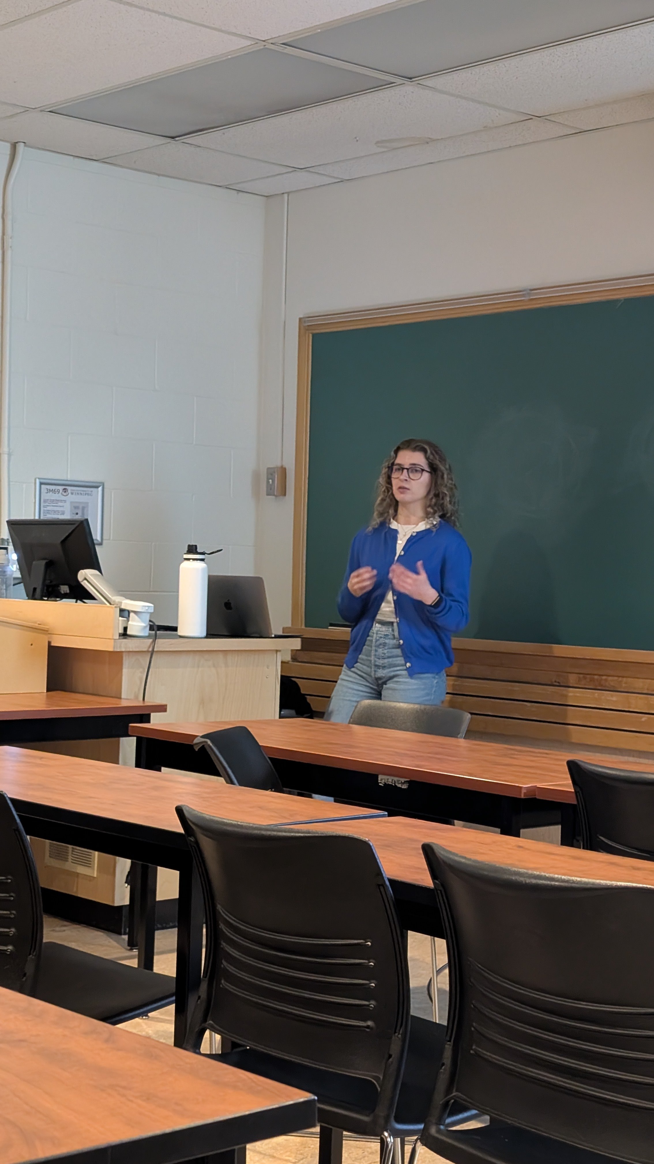 Lauren Waldman presenting her project.