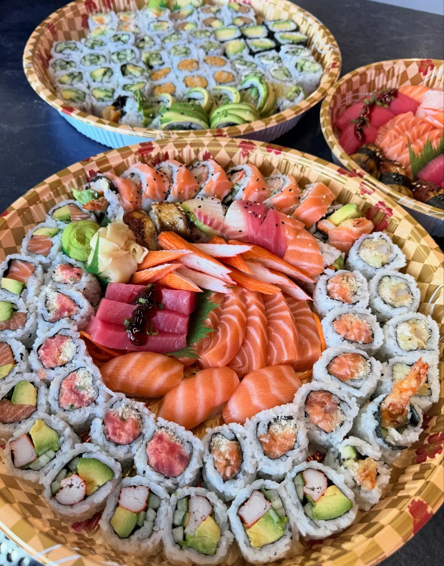 Blue Jays Party Tray 🙌  We&rsquo;re OPEN at all locations until 8pm tonight! We&rsquo;re expecting an influx of orders tonight so please plan ahead and preorder online for pick up! 

Order online at your go-to location! ➡️ SushiOnFennell.com

📍 HM 