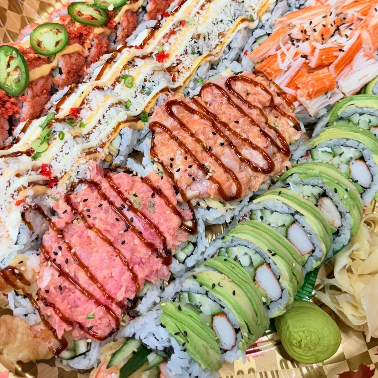 Warning: may cause instant cravings.

Open today at all locations, 12&ndash;8PM.
Order online ➡️ SushiOnFennell.com

HM &mdash; 669 Fennell Ave E
SC &mdash; 277 Upper Centennial Pkwy
BF &mdash; 71 Charing Cross

Delivery on UberEats 🚗