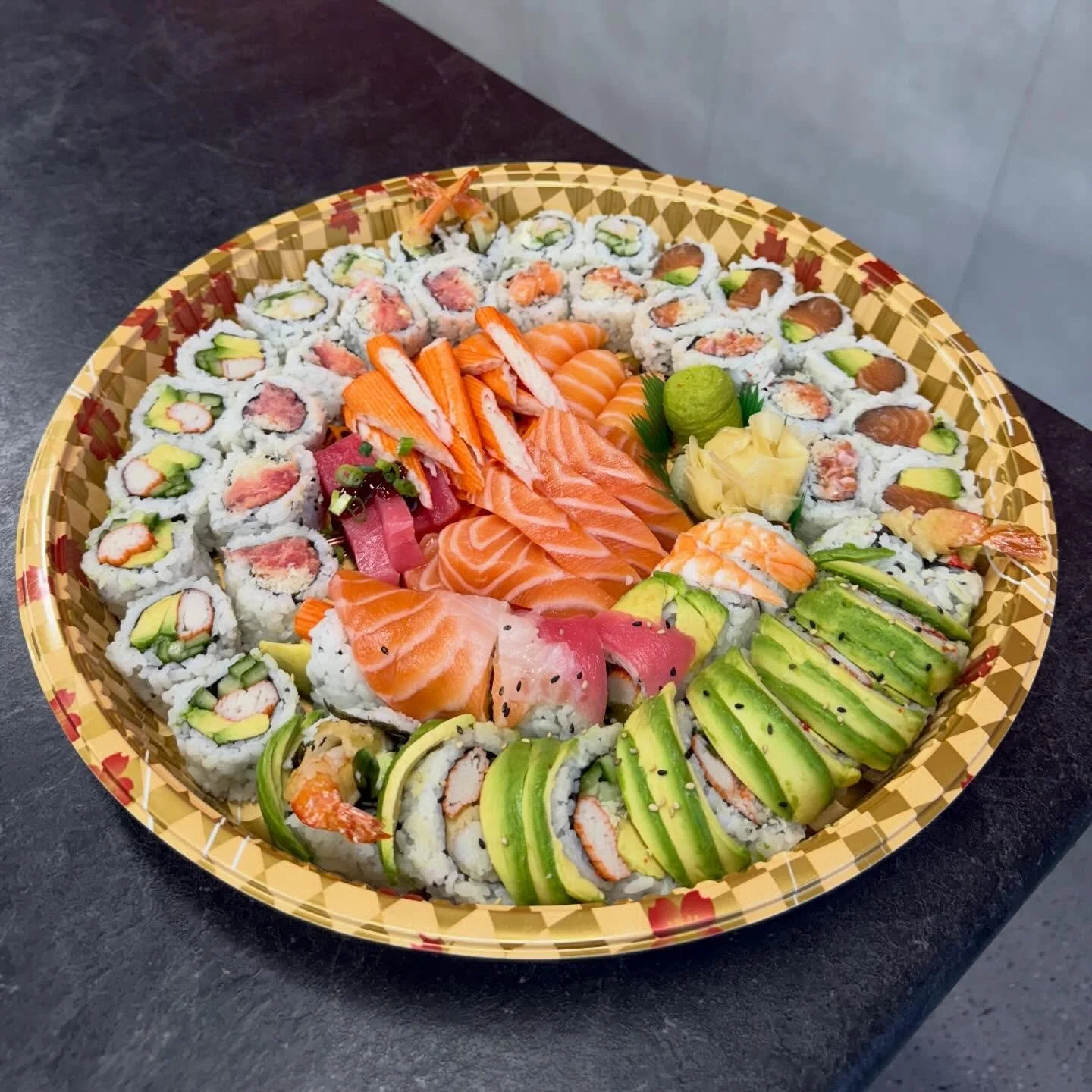 Fresh choices with zero guilt 😉

Order online ➡️ SushiOnFennell.com

HM &mdash; 669 Fennell Ave E
SC &mdash; 277 Upper Centennial Pkwy
BF &mdash; 71 Charing Cross

Delivery on UberEats 🚗