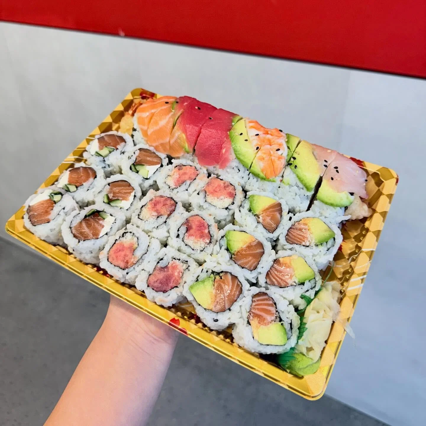 Great ingredients. Great choices. &hearts;️

Order online ➡️ SushiOnFennell.com

HM &mdash; 669 Fennell Ave E
SC &mdash; 277 Upper Centennial Pkwy
BF &mdash; 71 Charing Cross

Delivery on UberEats 🚗