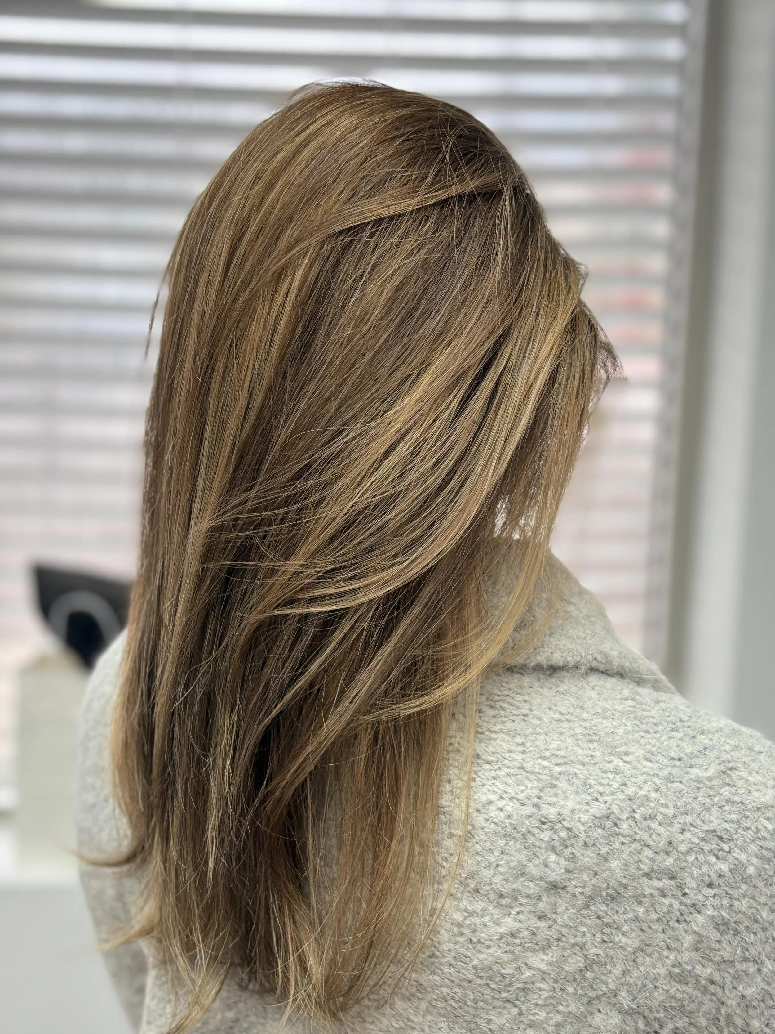 Effortless blends that last- Jennas signature balayage placement creates a gorgeous grow out that wont need maintenance for 4+ months! 