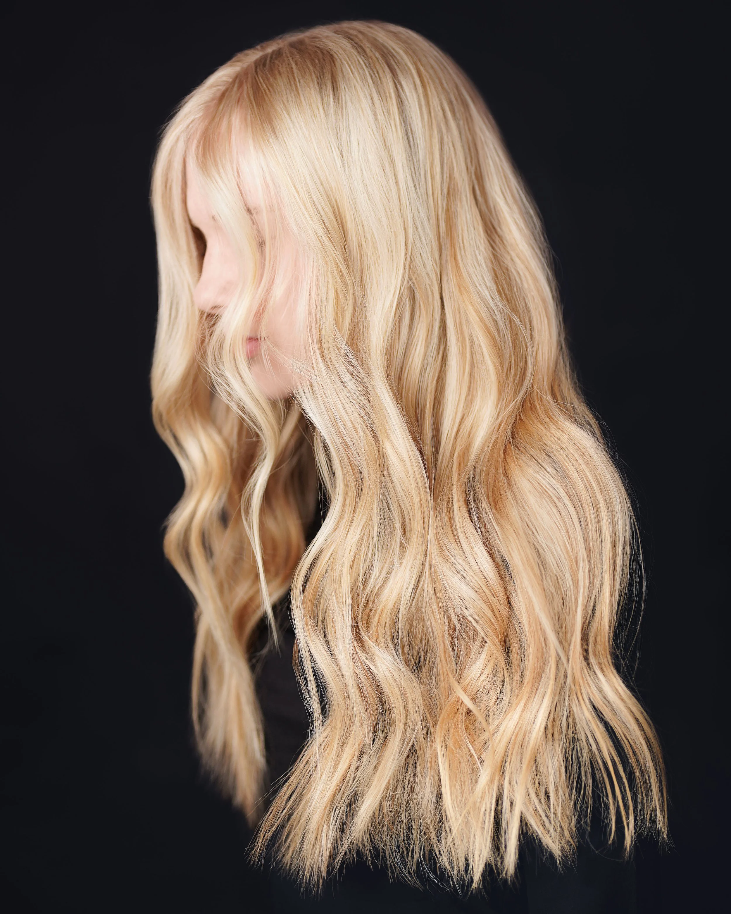 Expert in all tones of blonde, including this gorgeous golden hue while maintaining health and length