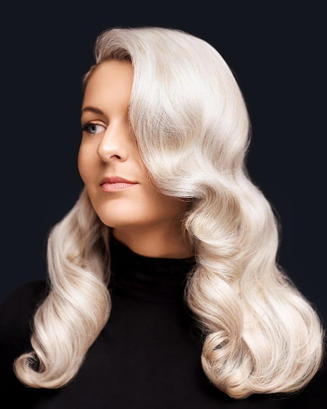 Expert in Platinum blonde while maintaining hair length, health and shine