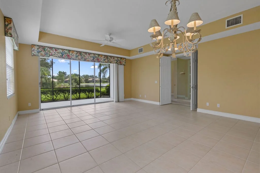 Before Family Room 4940.jpg