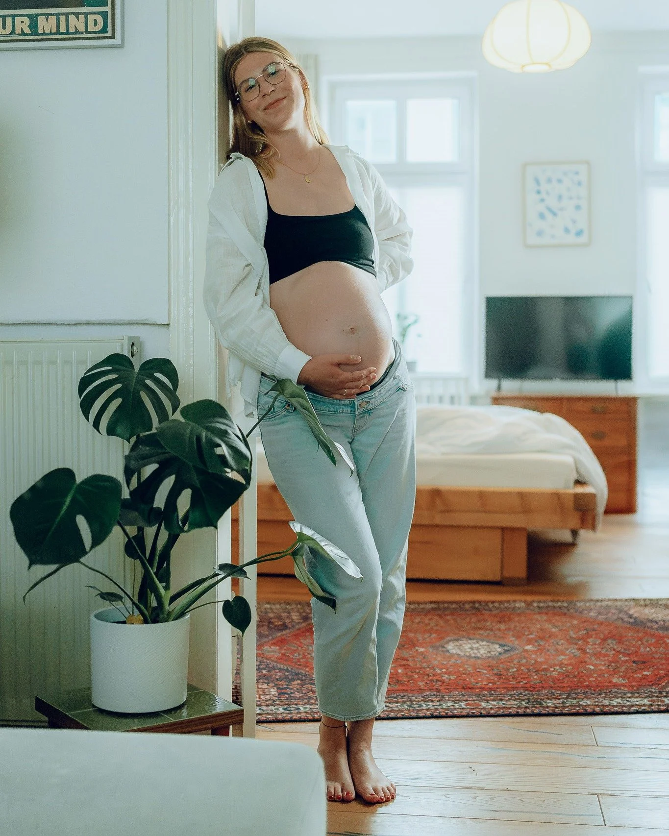 Sammle besondere Erinnerungen mit einem Babybauch-Shooting bei dir Zuhause ✨🌿
.
#babybauchshooting #babybauch #schwanger #baby #schwangerschaft #schwangerschaftsshooting  #babybauchfotos #pregnant #momtobe #fotografie #babybauchfotografie #babybelly