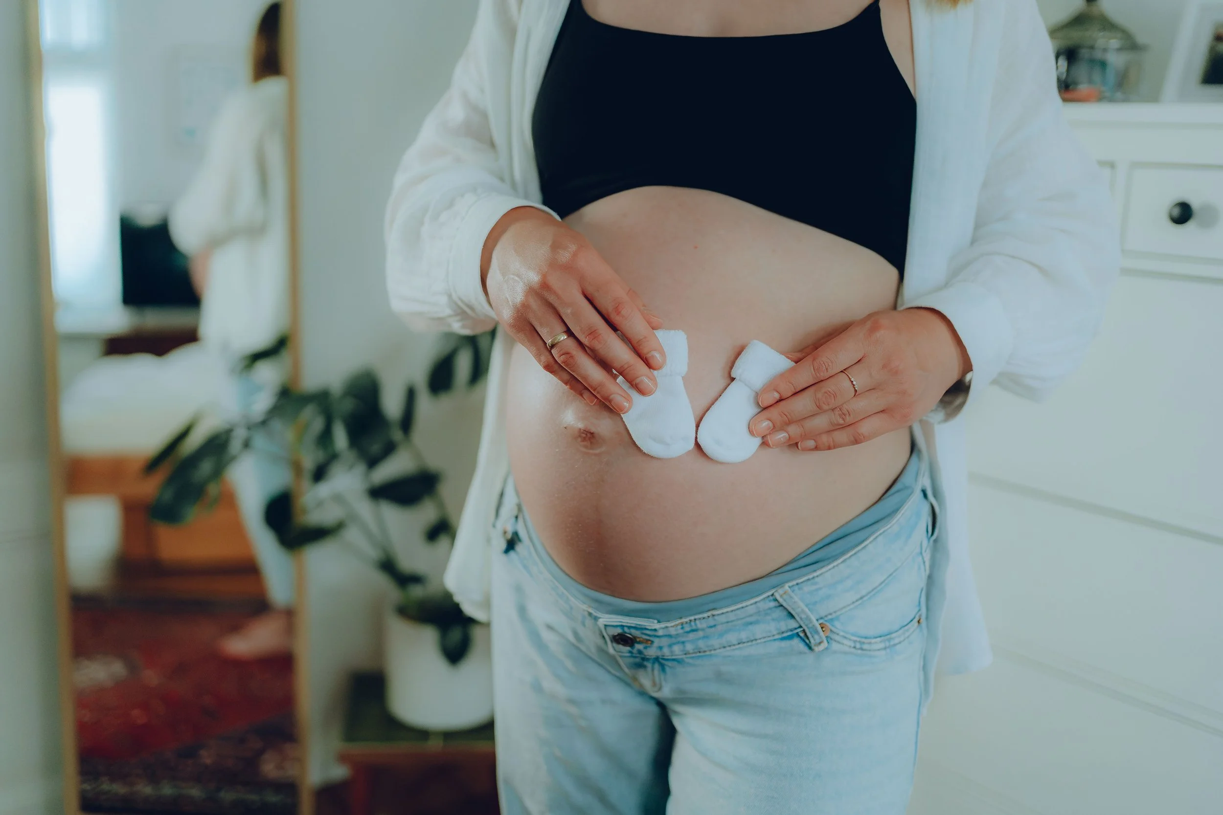 Babybauch Shooting - V+J 25-62.jpg