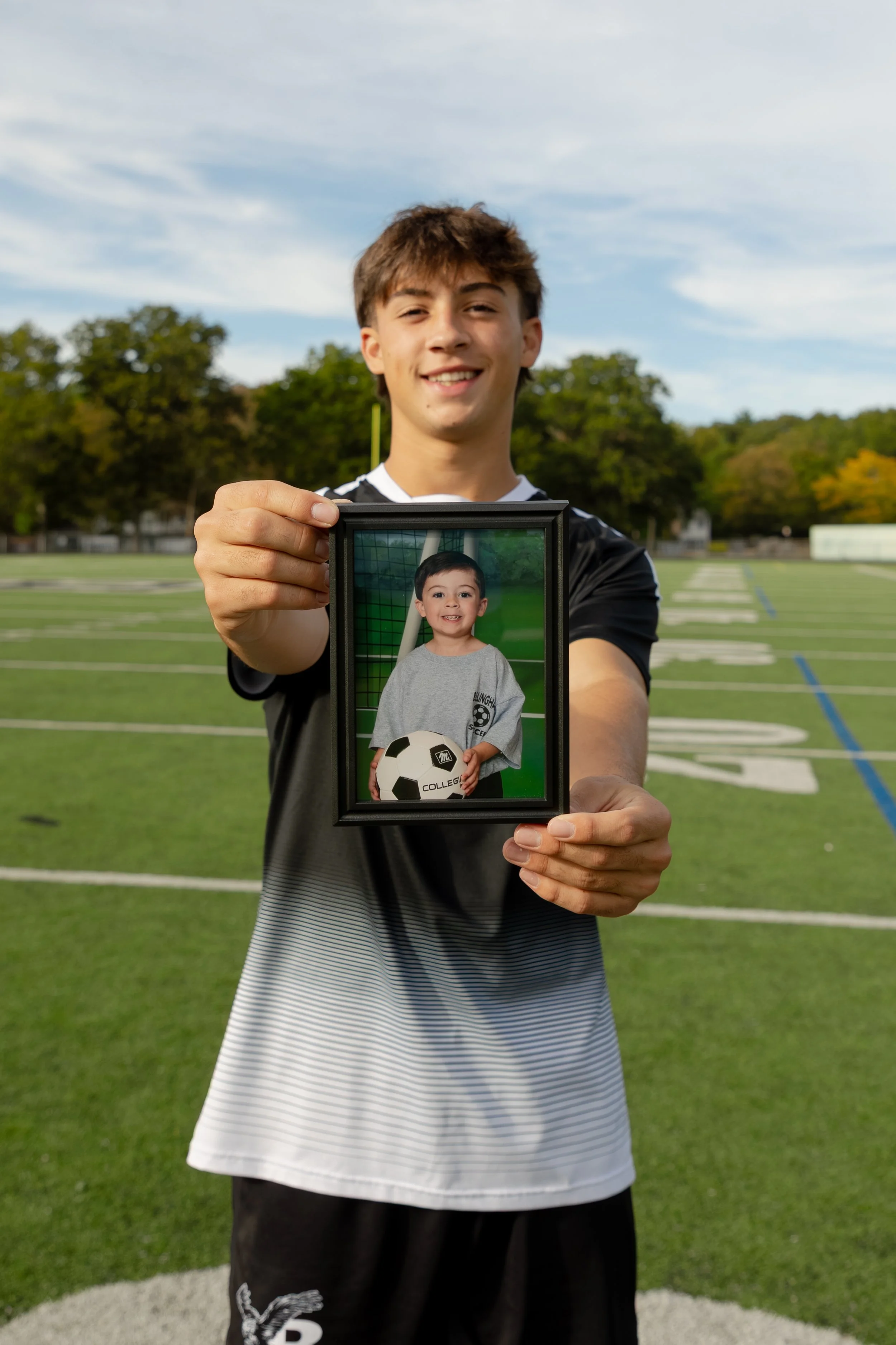 9_21_25_bham_boyssoccerseniors_hearnphotography-83.jpg