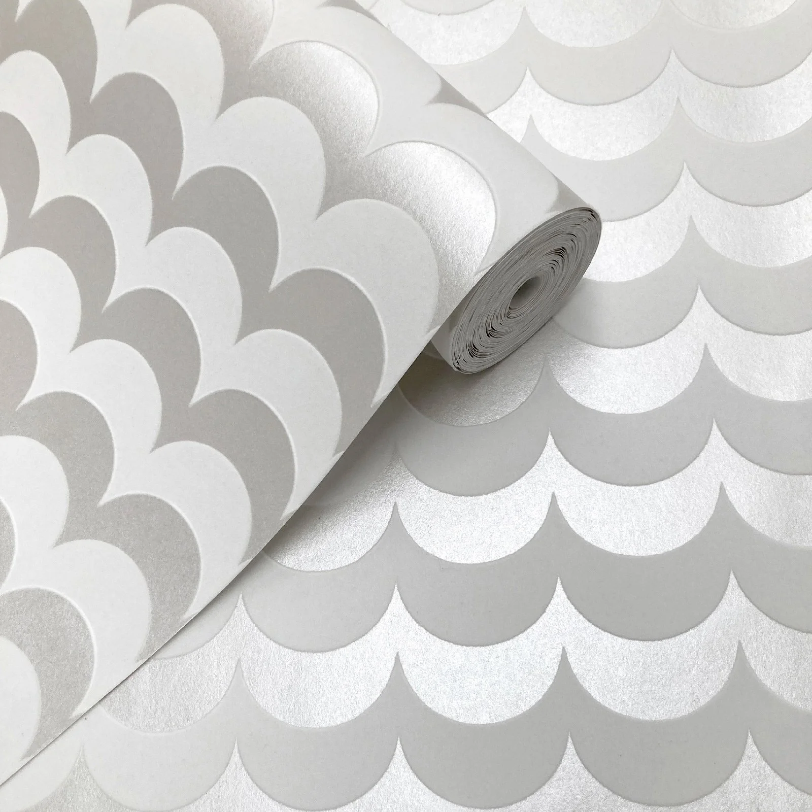 White Flock & Silver Lustre