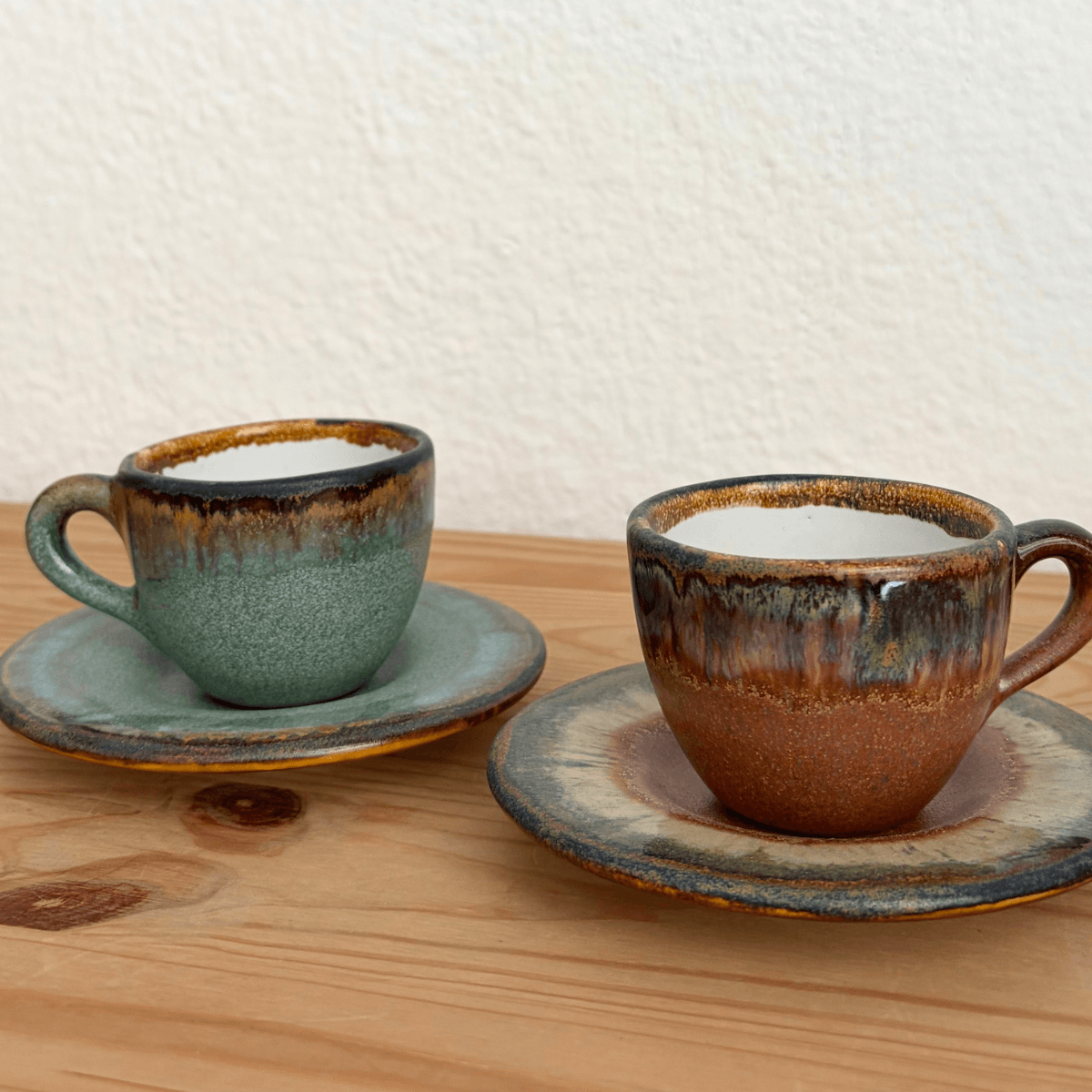 Espresso – Set aus 2 Kaffeetassen, grün&braun