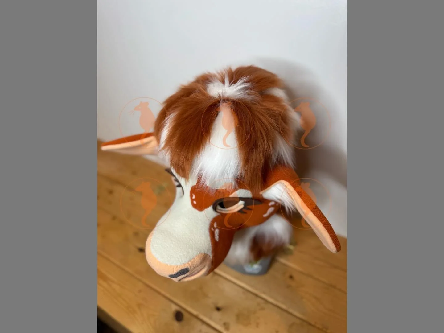 (FOR SALE)
She has hair!!! 🐮
Ok, so I agree with a lot of you that she looked like a volcano&hellip;I&rsquo;ve fixed it!! 
I think it&rsquo;s super cute!
#fursuit #furry #fursuitfriday