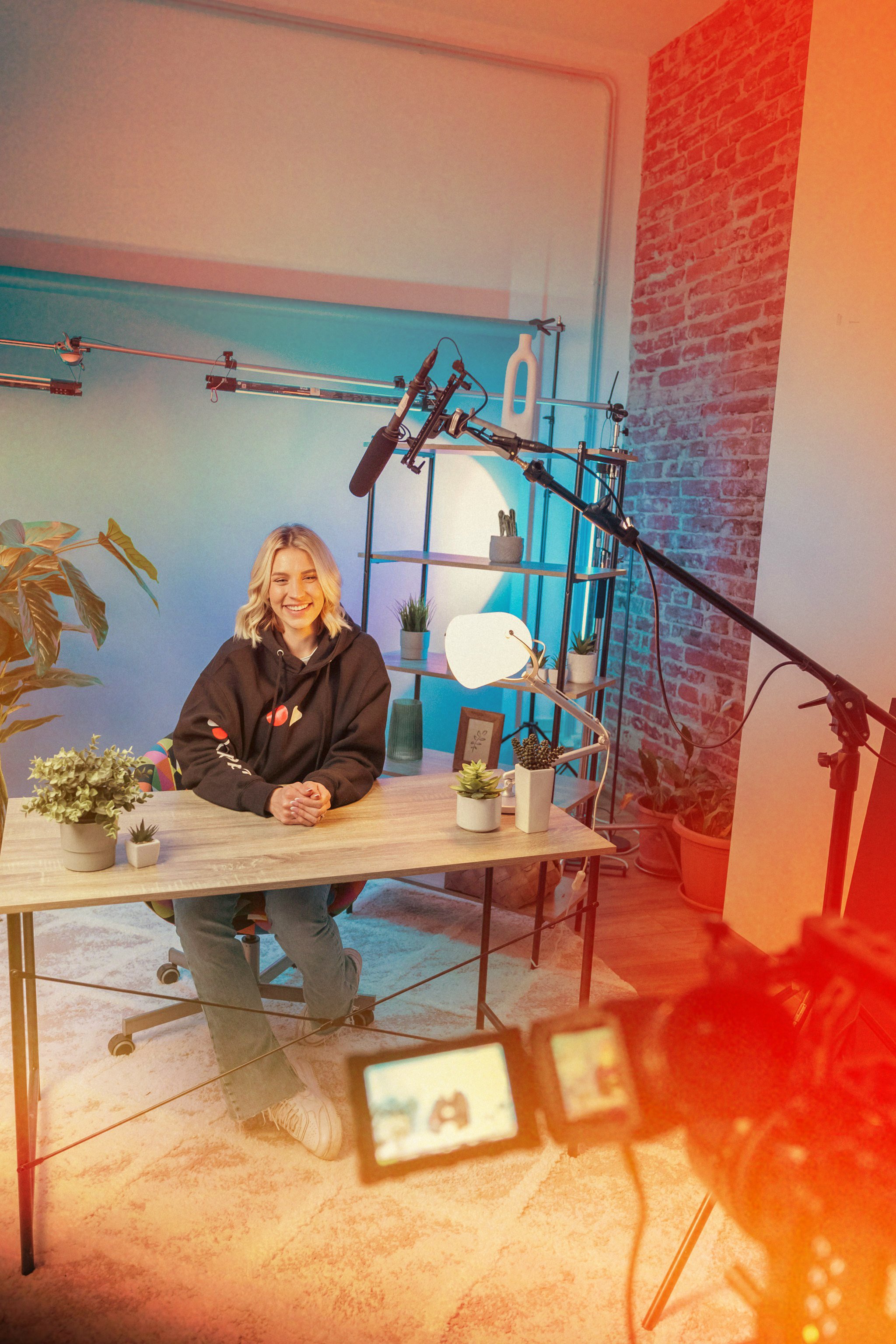The New Distribution Engine: Why Reputation-Led Creator Networks Are Reshaping How Brands Earn Trust