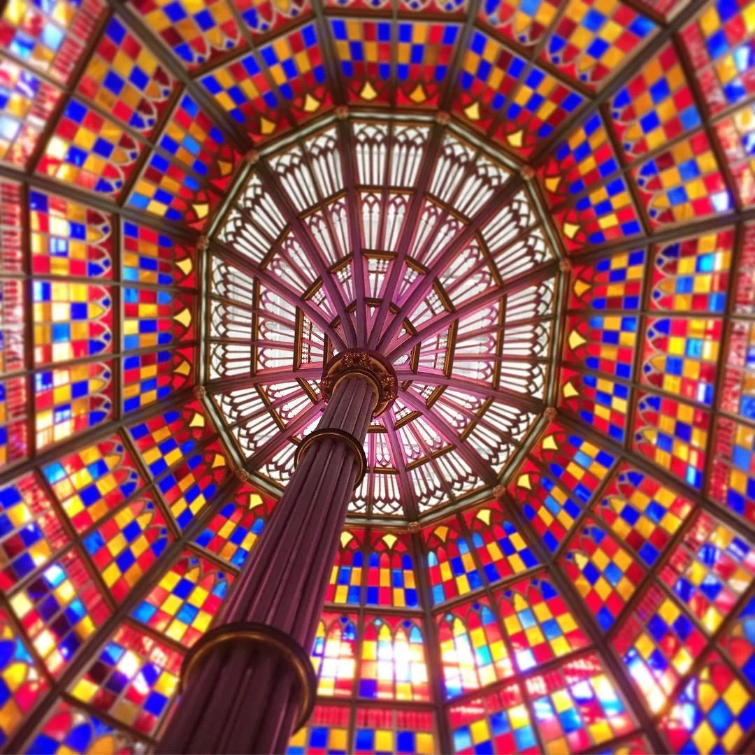 COLOR // break time equals roaming time.