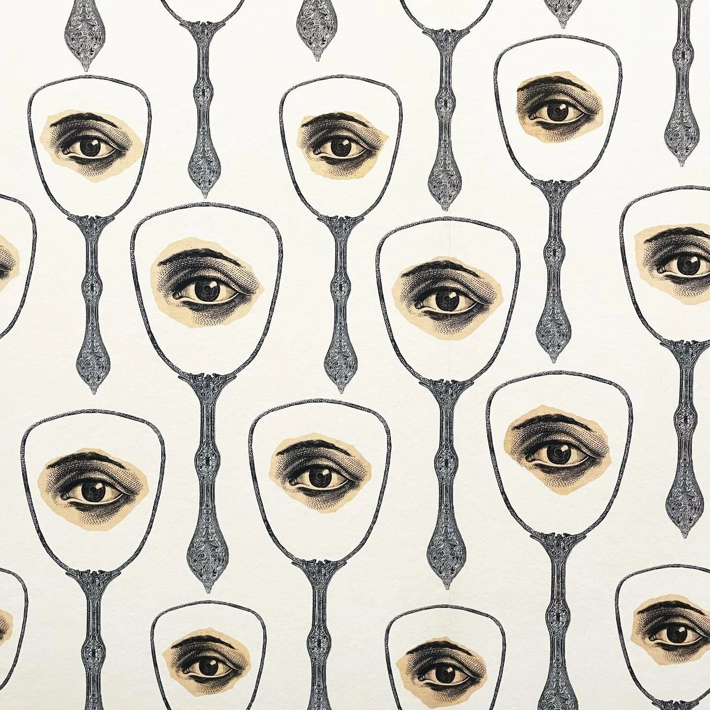 EYE //