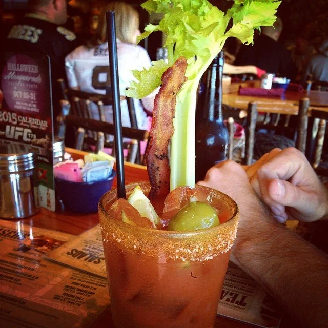 Sunday, Bloody Sunday! Bloody Mary time at #twinpeaks for the Saints g