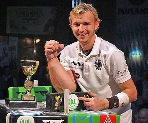 Turning only one resource into a winning formula…making the most of Money, People, or Contracts thumbnail