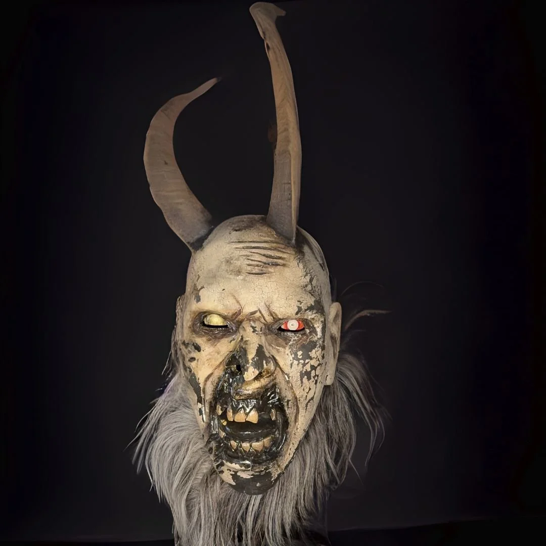 Mask 007 - Front.jpg