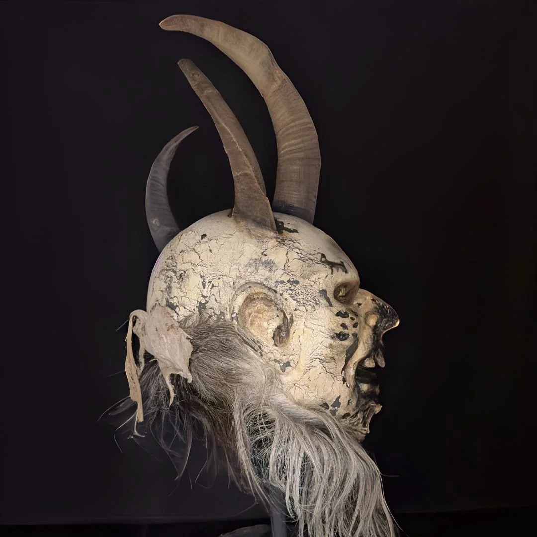 Mask 007 - Right Side.jpg