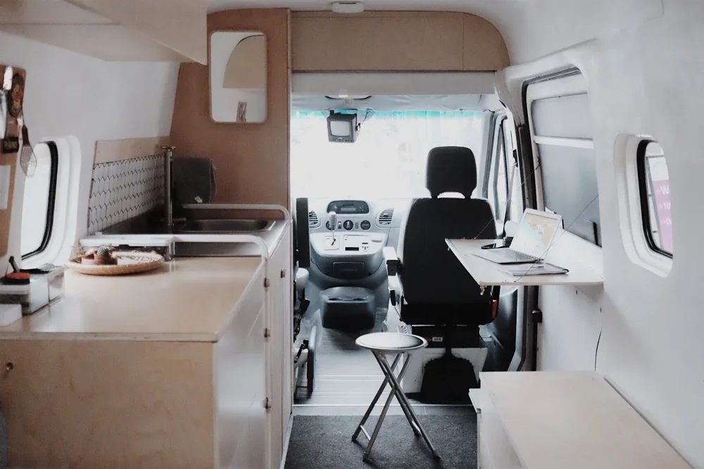 makeshift-mobi-van-conversion-4.webp