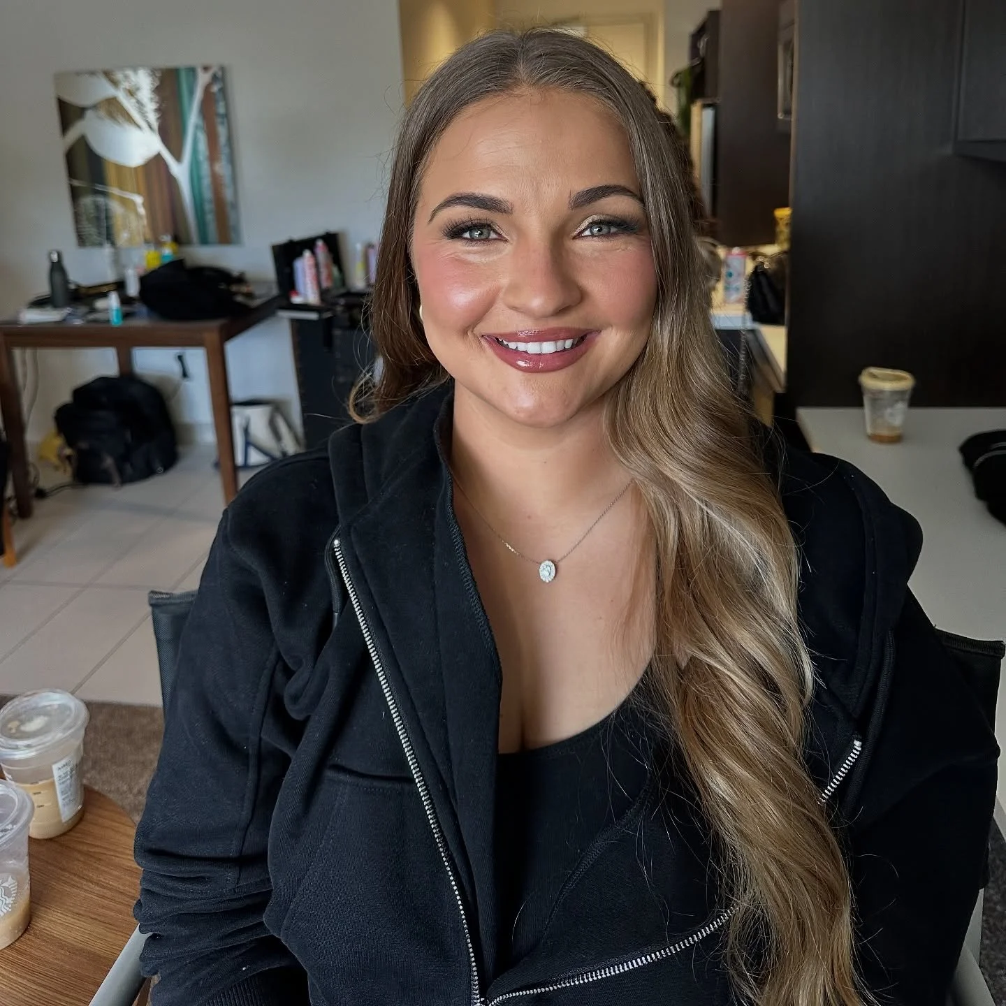 That &ldquo;you but elevated makeup&rdquo; wins everytime!!!
Your-skin-but-better 🥰

&bull;

&bull;

#hudsonvalleybrides #hudsonvalleymakeupartist #hudsonvalleyweddingphotographers #newburghmakeupartist #newburghesthetician #hudsonvalleyboudoir #hud