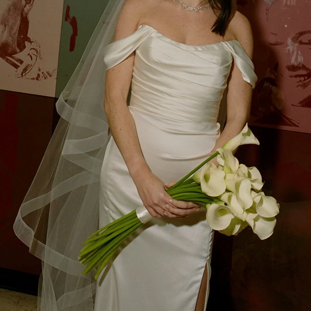 The art of the white bouquet 💐

1. @nicole__plett / @denisefasanello 
2. @elenawolfe / @denisefasanello 
3. @forgedinthenorth / @wildfloraldesigns 
4. @emmamelinstudios / @hellabloom 
5. @elenawolfe / @westerman.design 

#whitebouquet #nycweddingpla