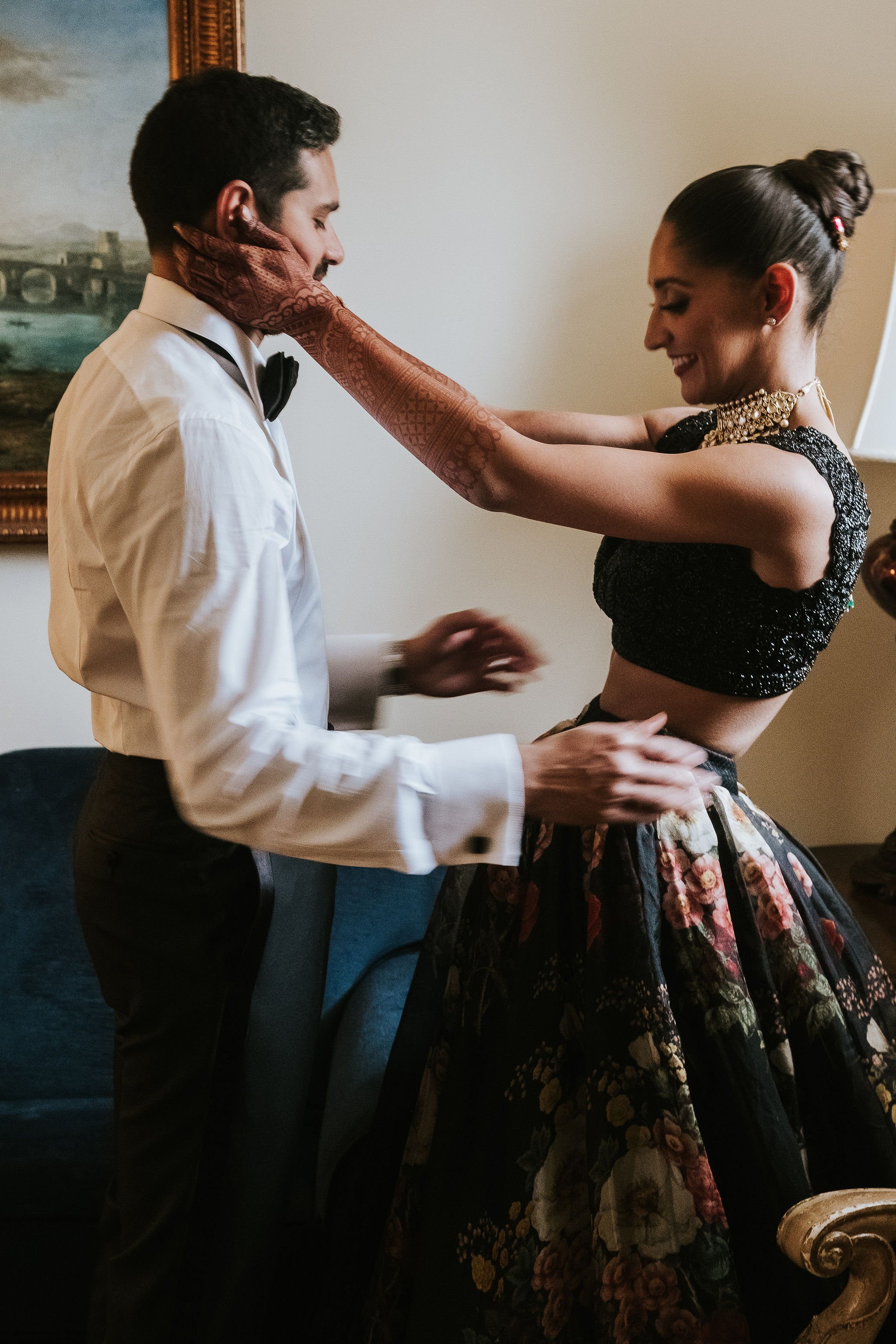 bride-groom-first-look-oheka-11743.jpg