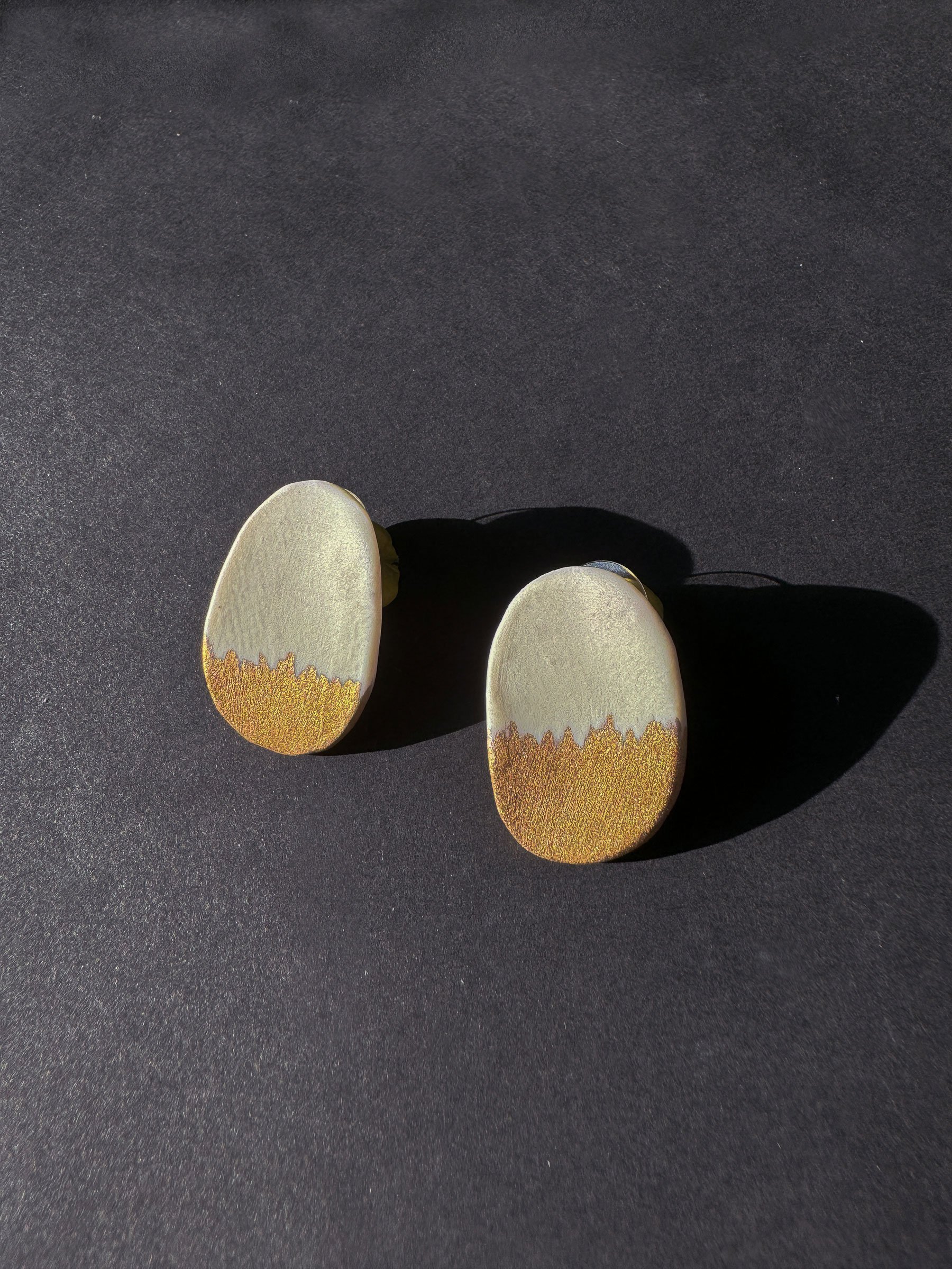 Porcelain_Petal_Earrings_Gold.jpg