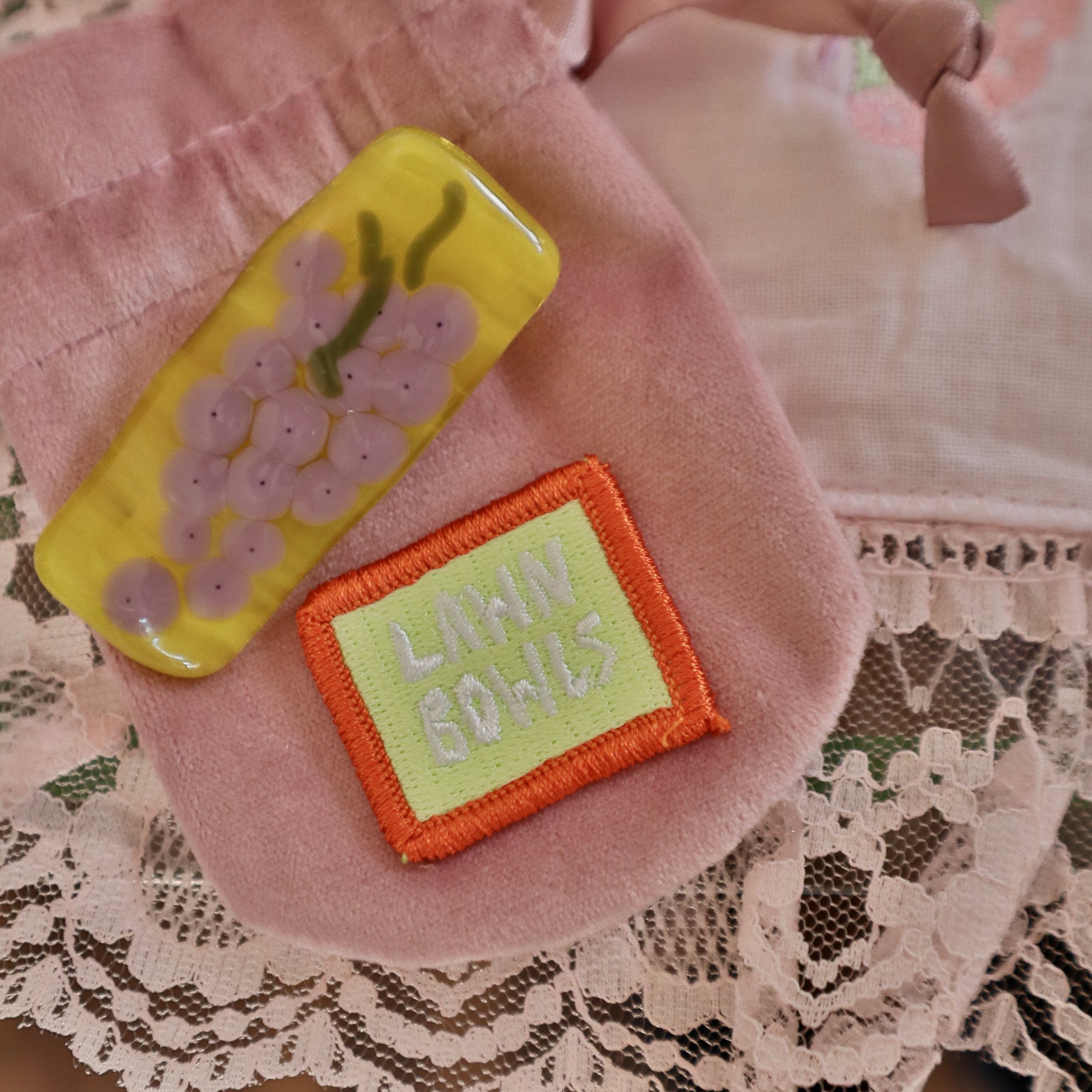 GRAPES HAIR CLIP