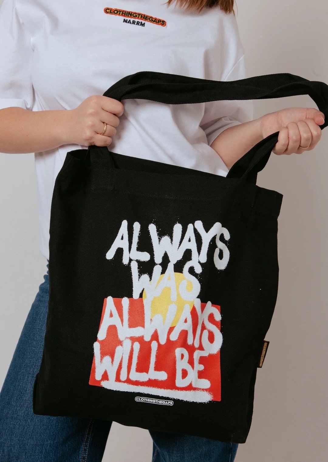 RESISTANCE TOTE BAG