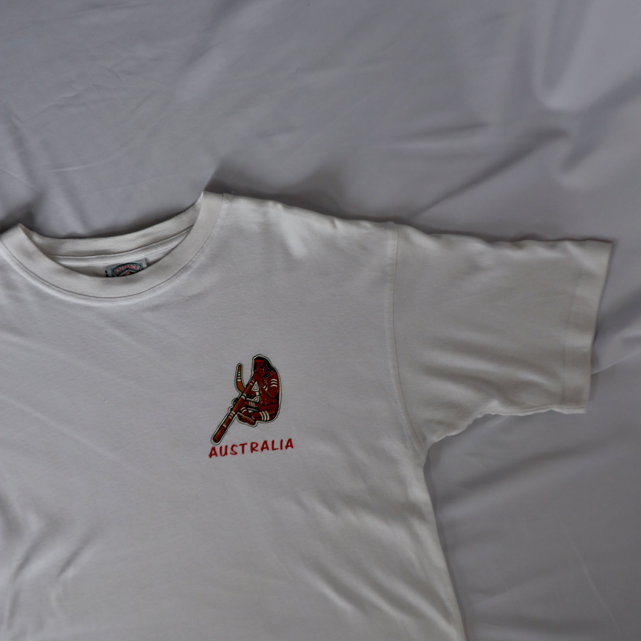 OUTBACK TEE