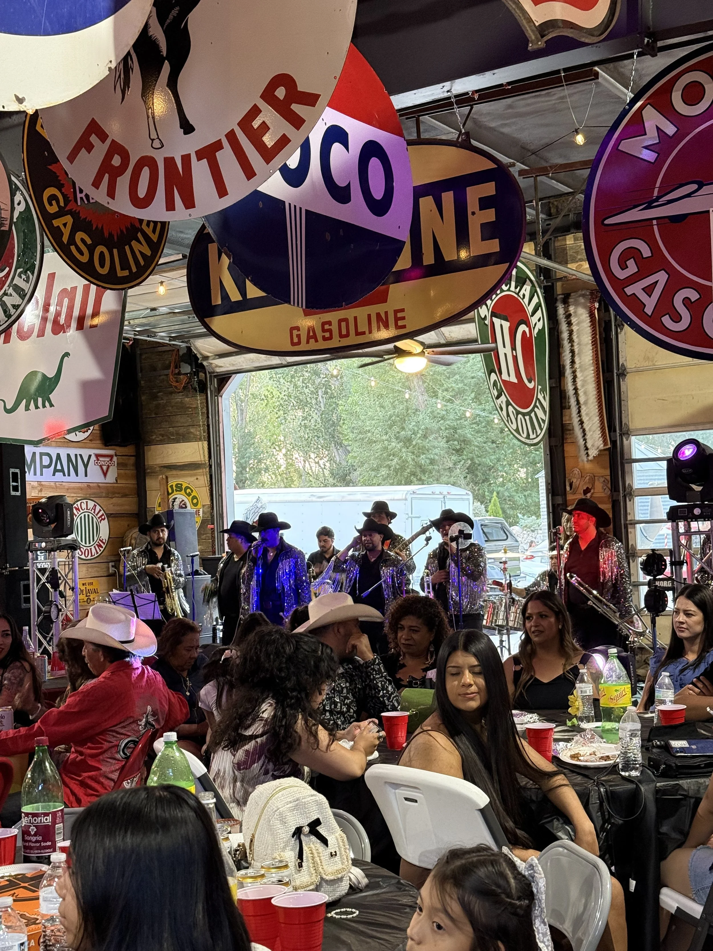 How we Host 300+ Guests Without Sacrificing Intimacy or Quality