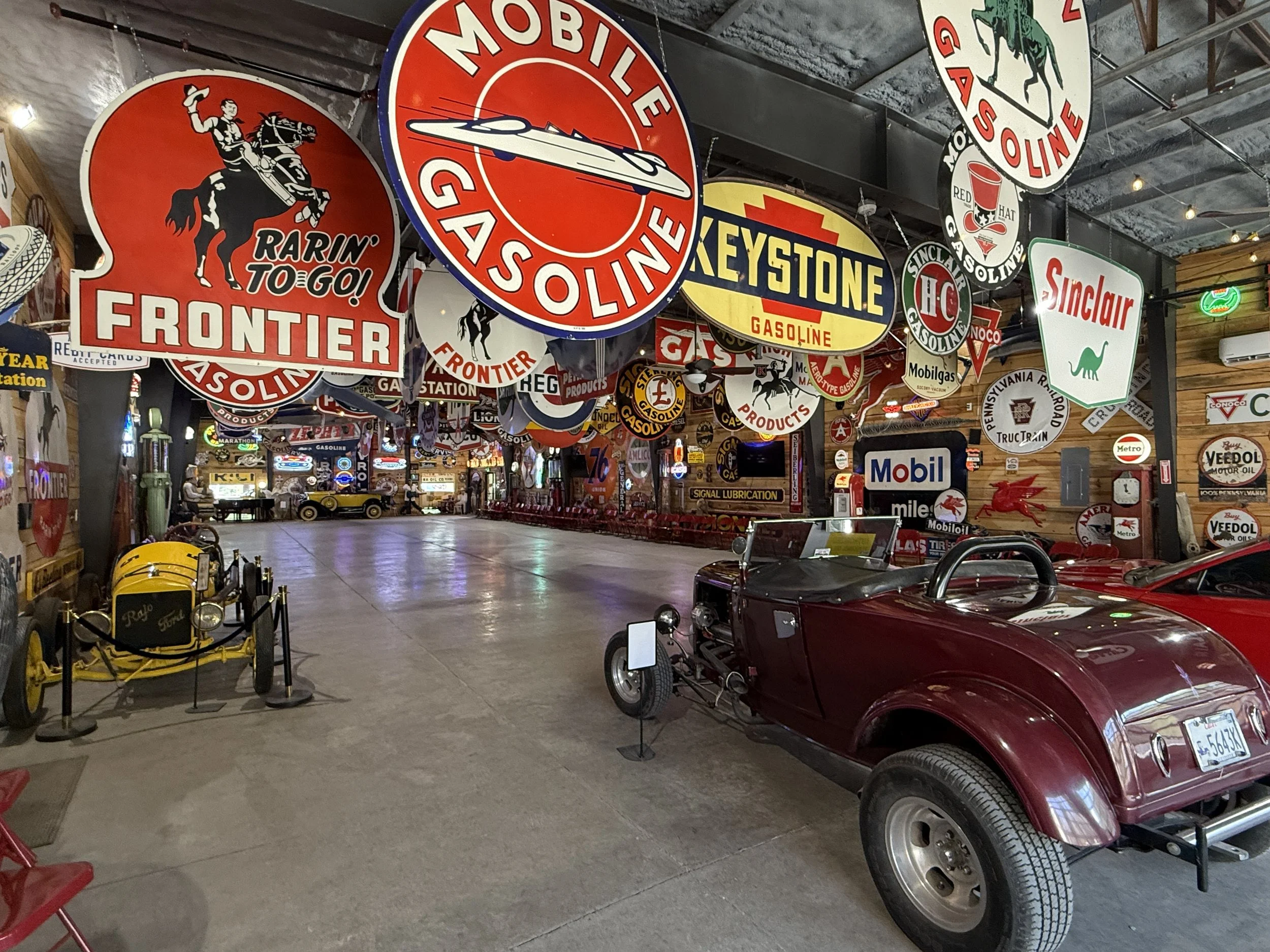 How much does it cost to rent an event center in Utah County?