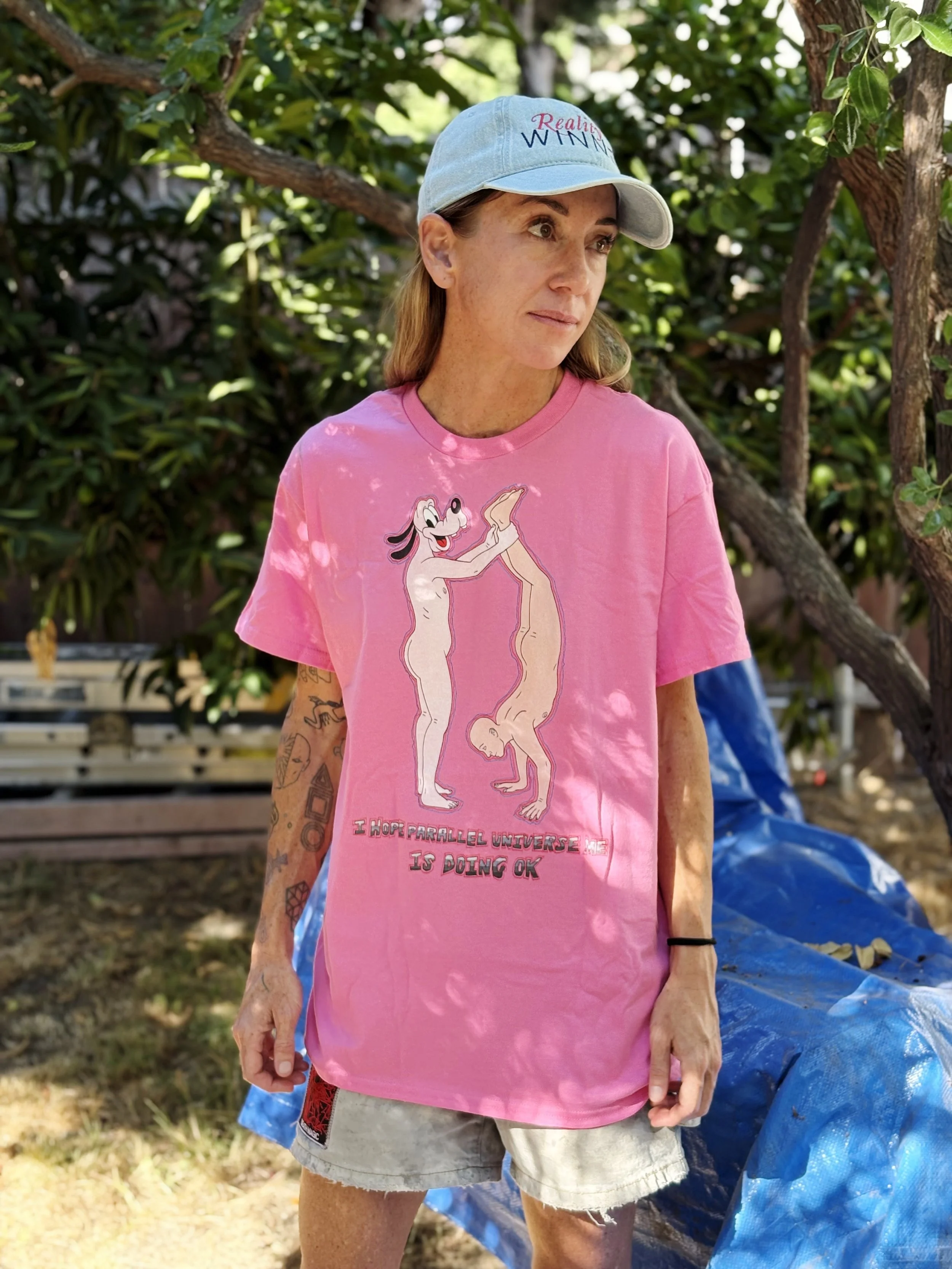 PARALLEL-UNIVERSE-ME_shirt_model_4.jpg
