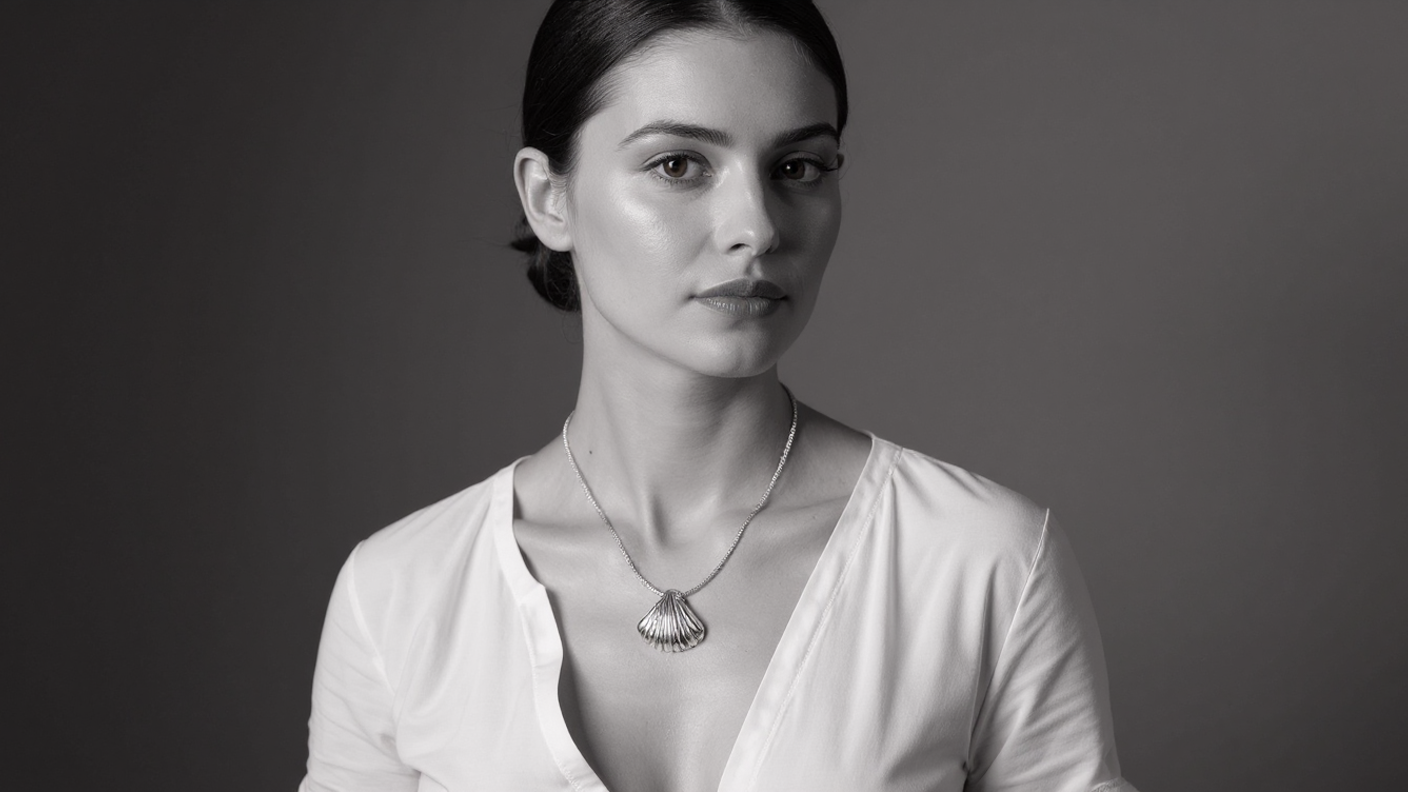 Necklace.png