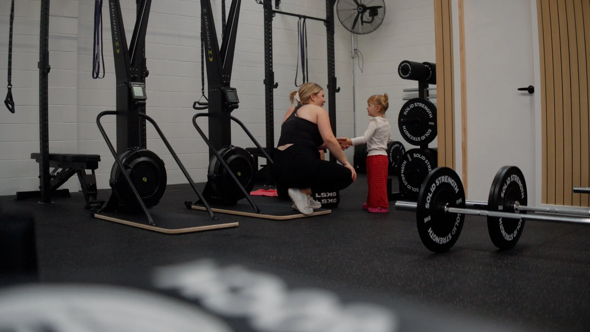 MOVE WOMEN.00_01_49_00.Still071.jpg