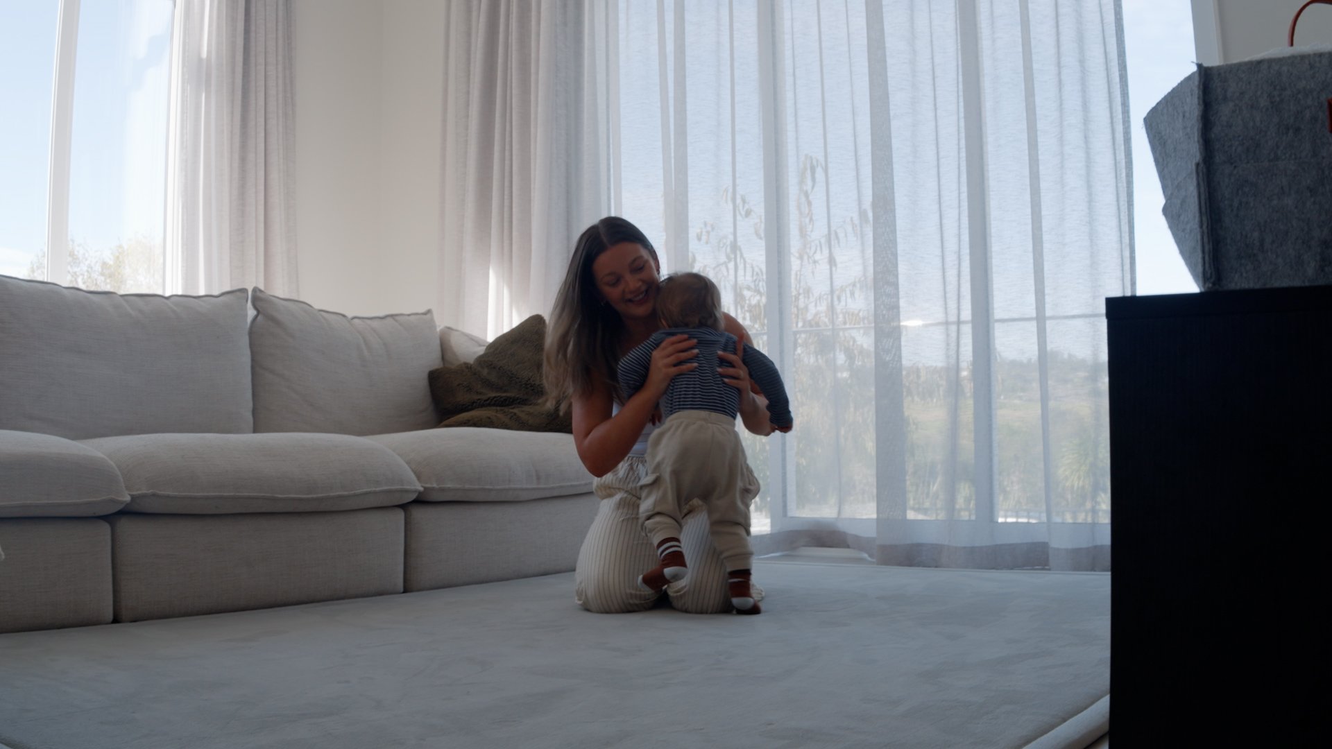 MOVE WOMEN.00_00_20_09.Still046.jpg