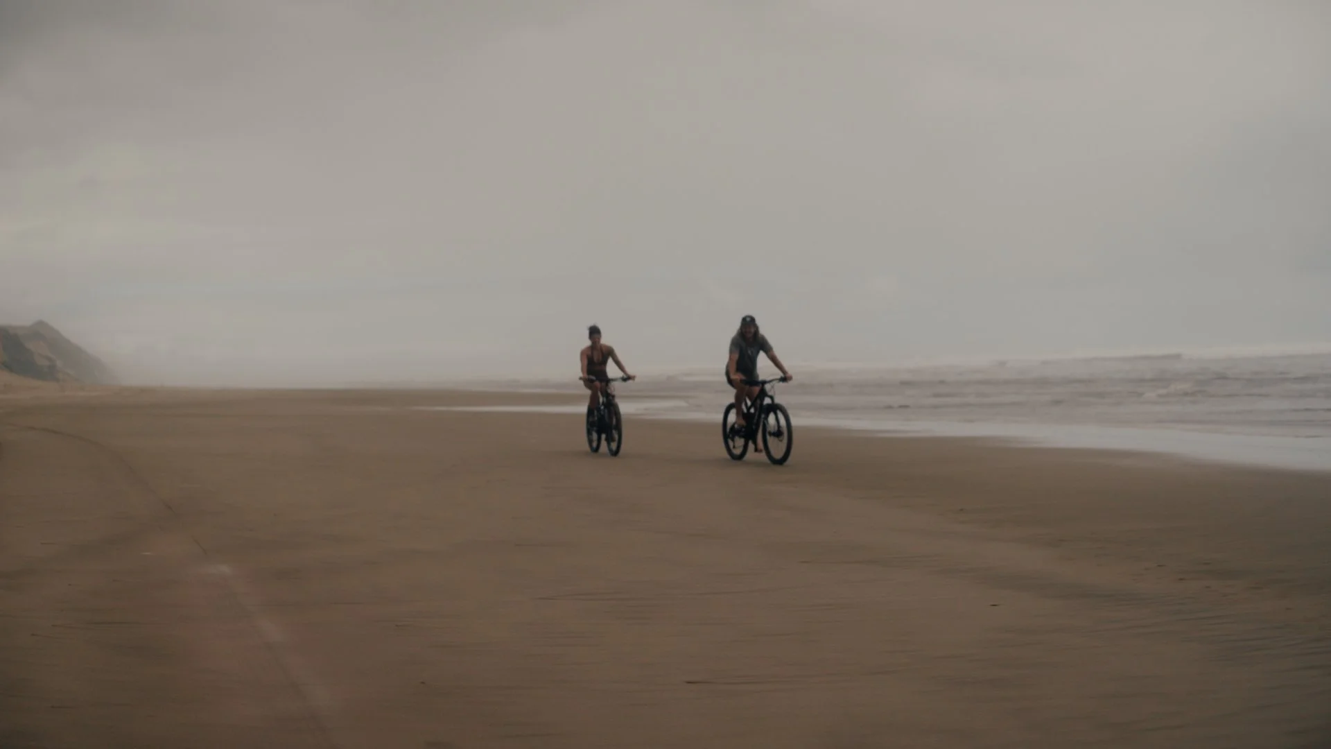 ELYTE X OTG.00_01_16_21.Still018.jpg