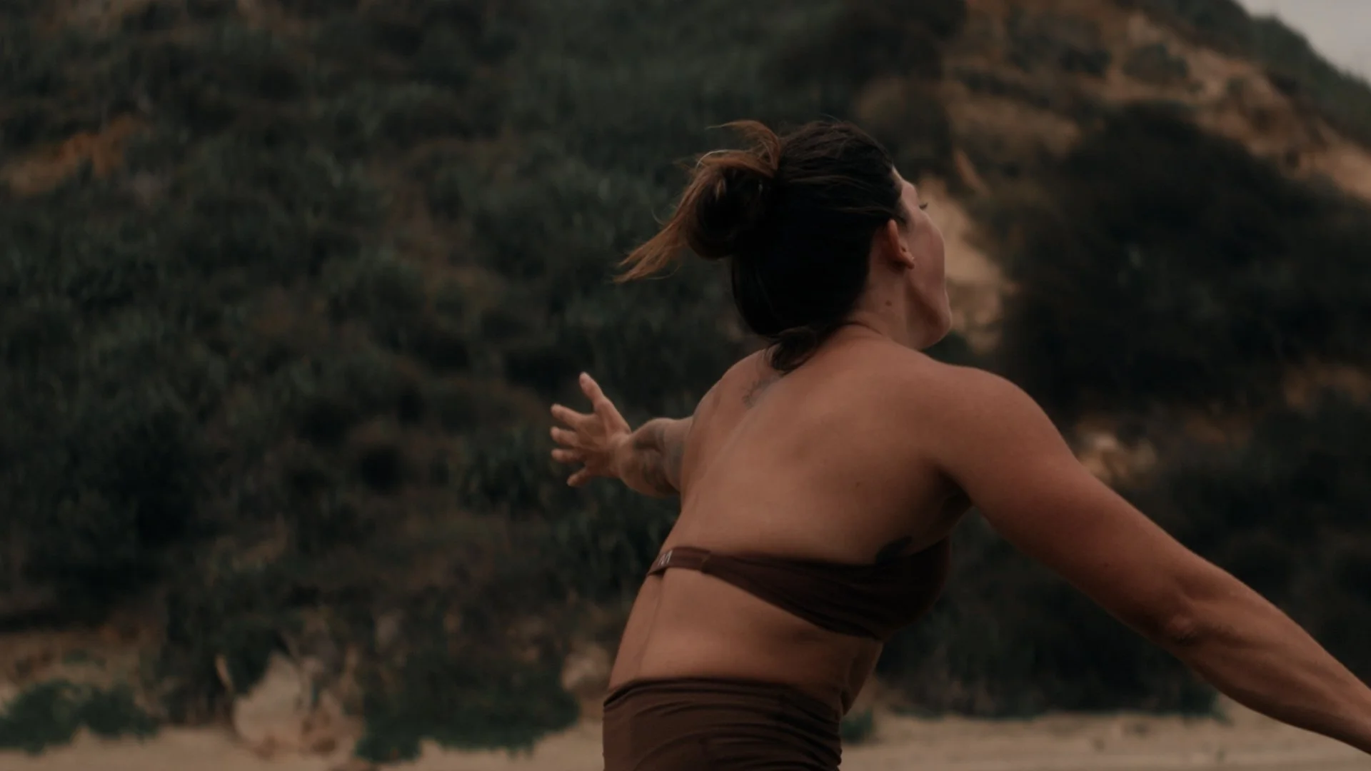 ELYTE X OTG.00_01_22_13.Still019.jpg