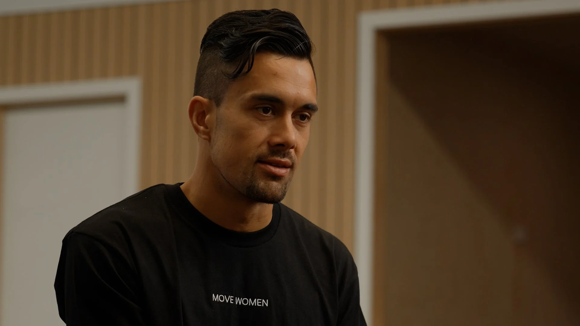 MOVE WOMEN.00_01_55_02.Still076.jpg