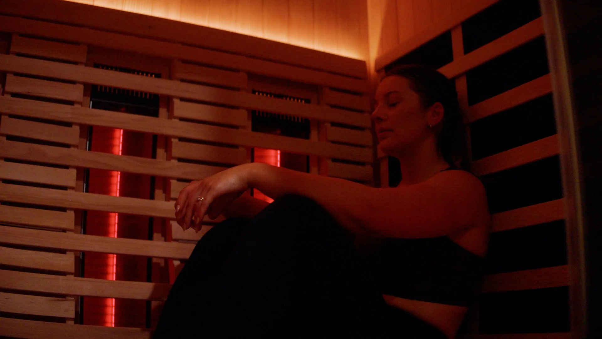 MOVE WOMEN.00_01_23_11.Still064.jpg