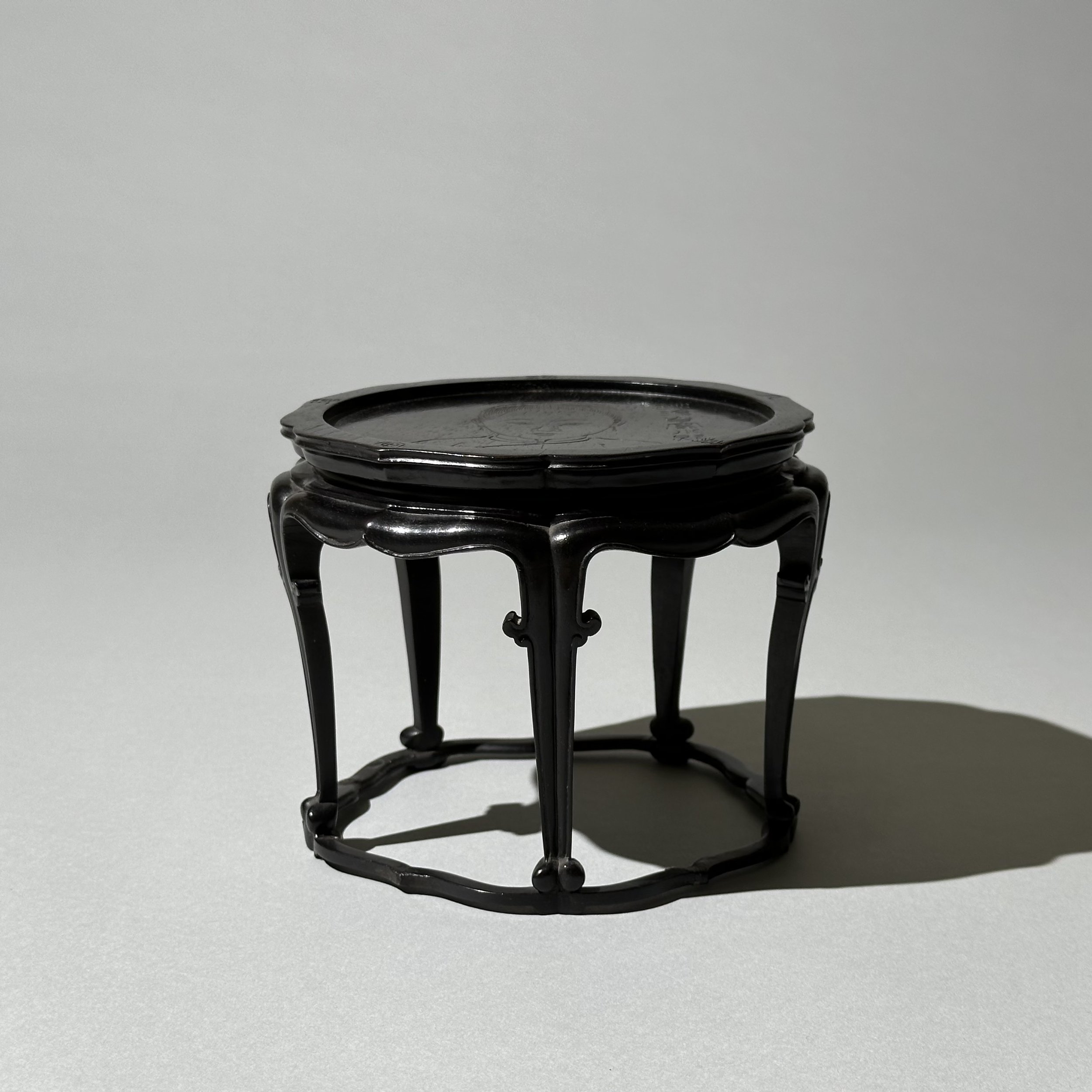 Inscribed zitan stand