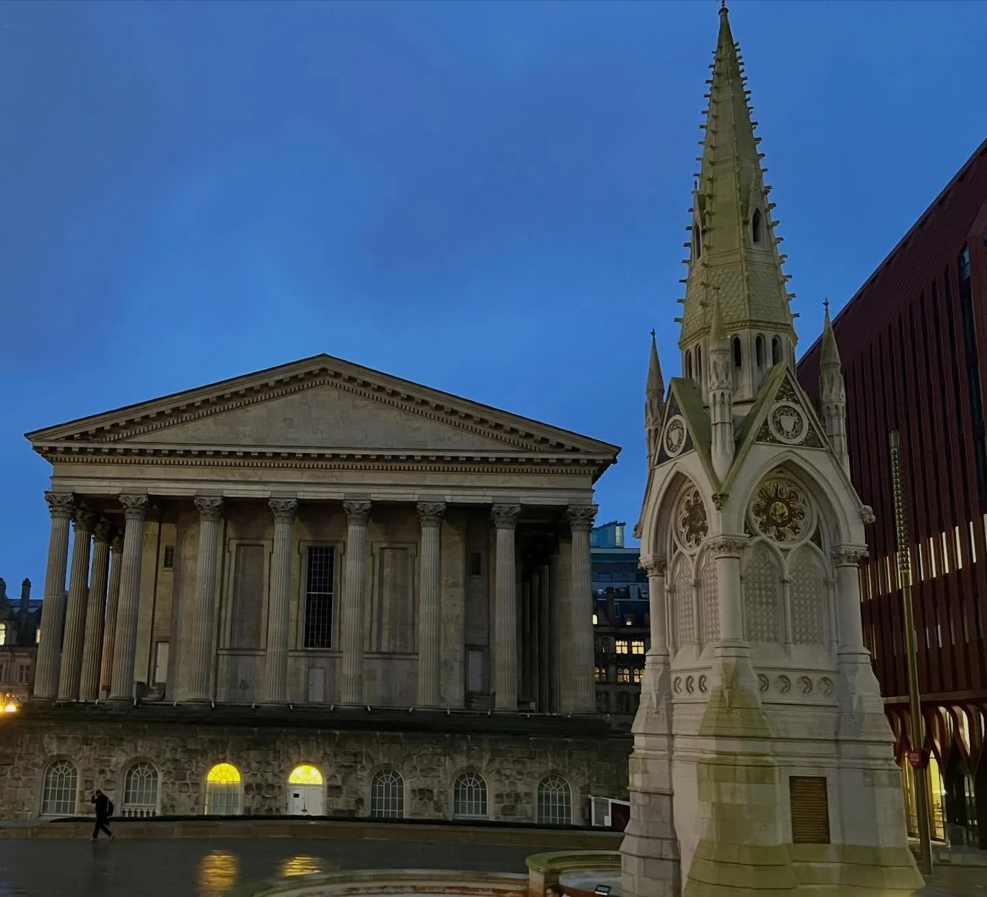 Feb 2026 - Birmingham 
All 📸 by Valbona Dhimitri 

🌟Sharing some of my favourite architectural features

🌟Enjoy them in more relaxed way than the quick story 

#classicarchitecture 
#birmingham 
#classicfacade 
#beautifulexteriors